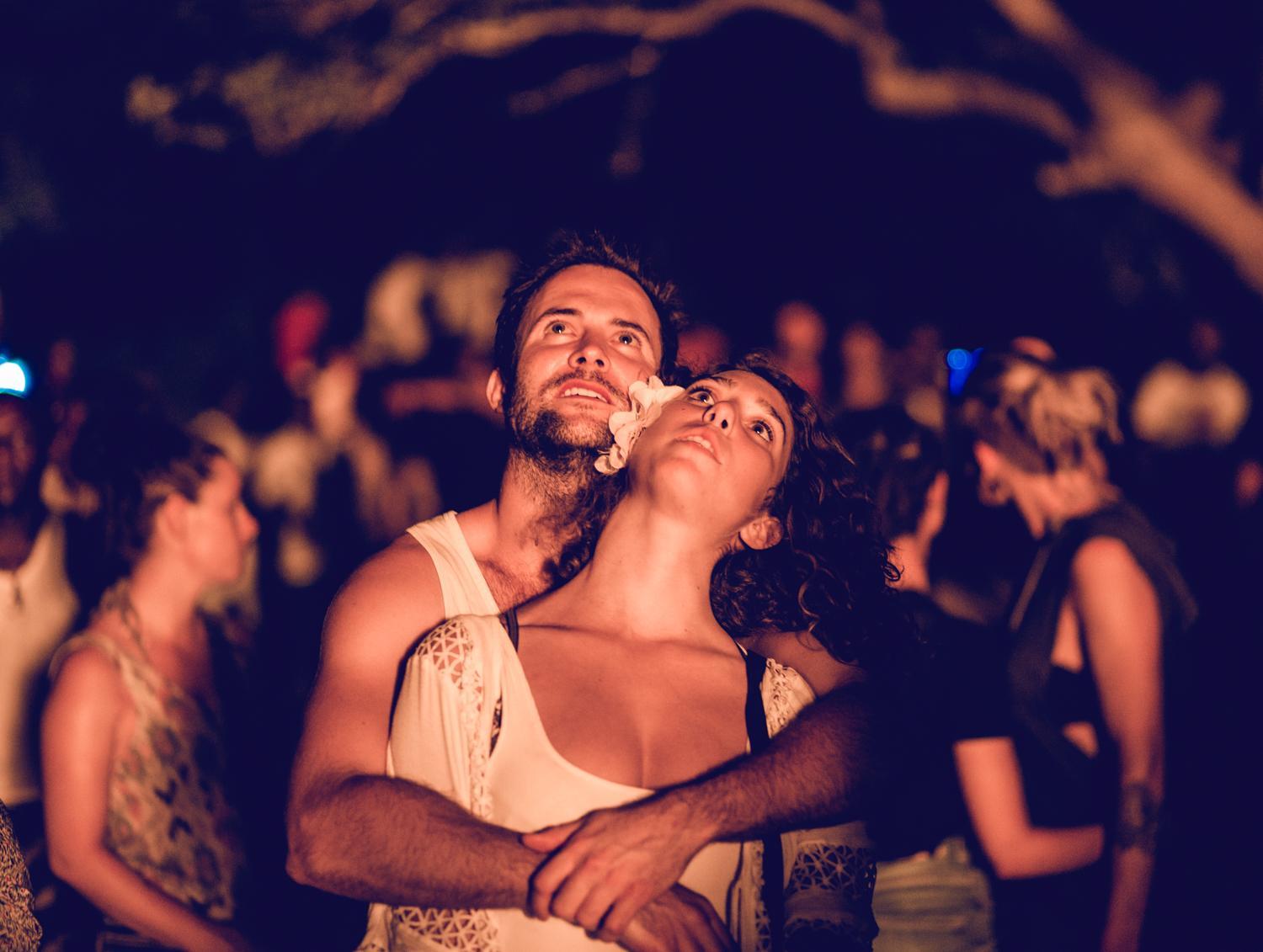 Distant Relatives Ecolodge & Backpackers