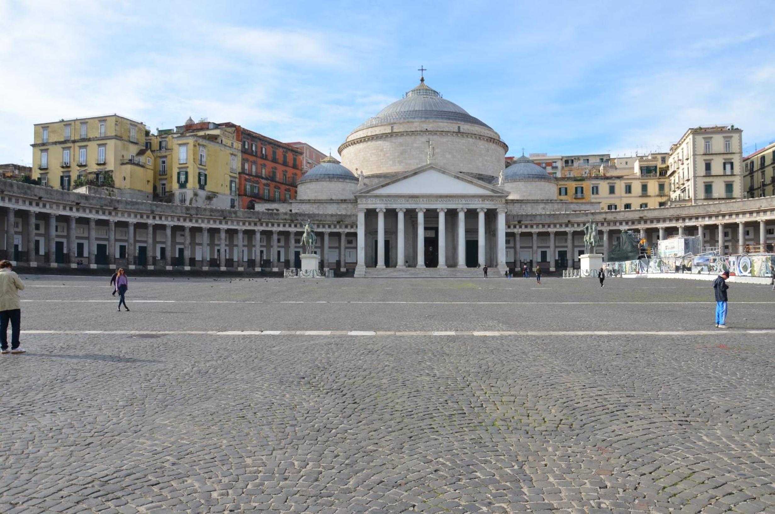 La casa Spagnola Napoli