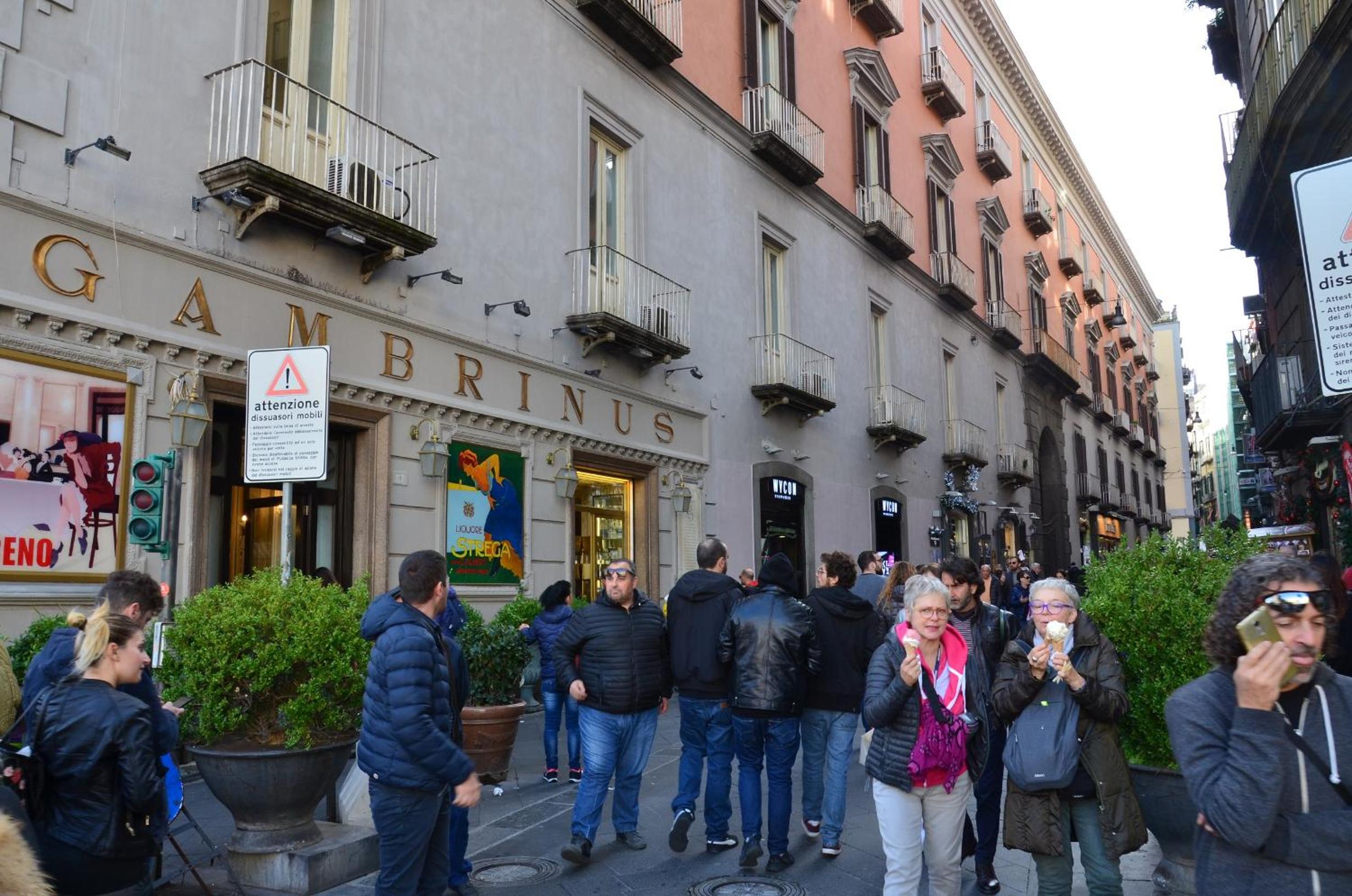 La casa Spagnola Napoli