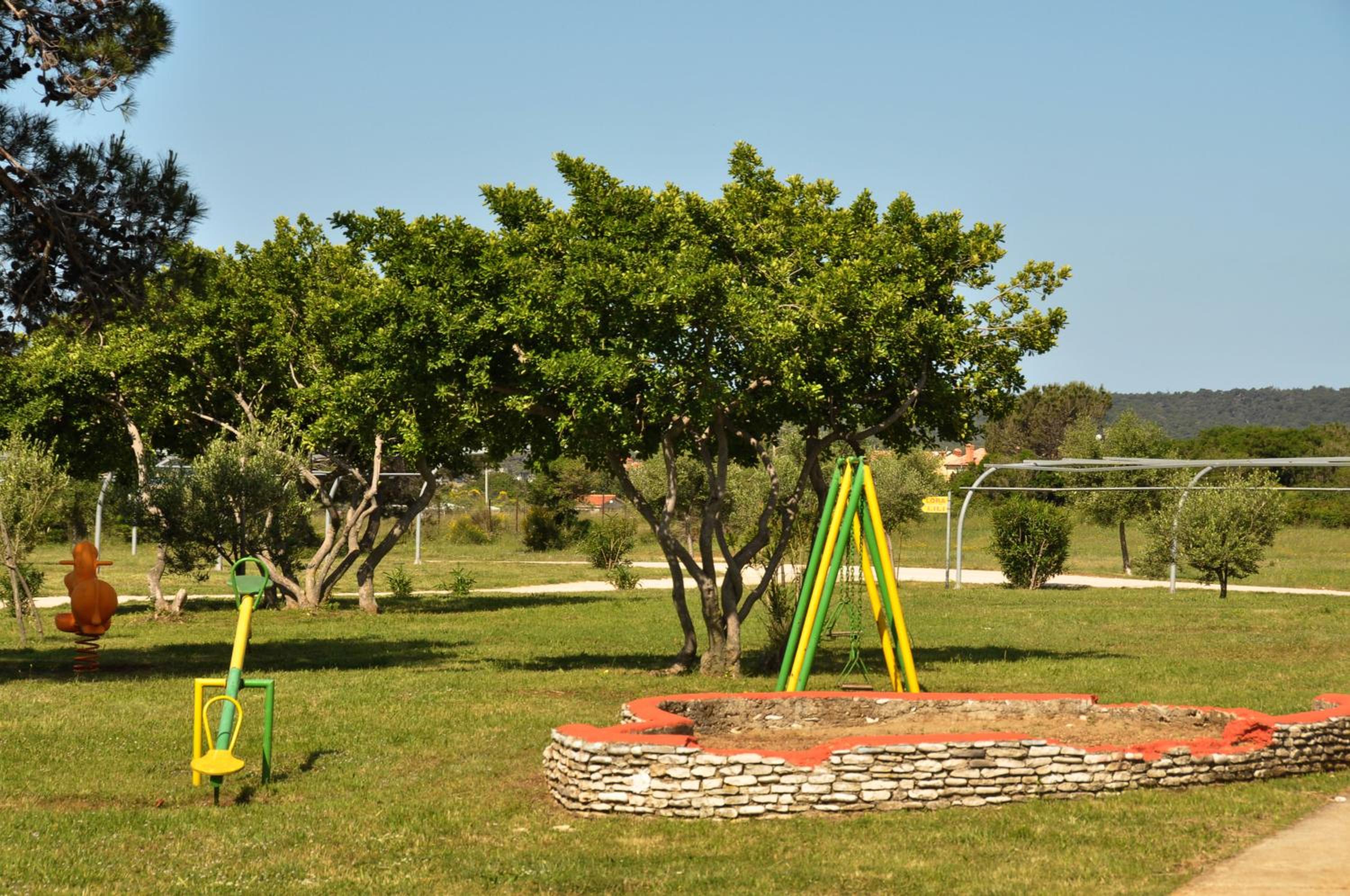 Kazela Apartments