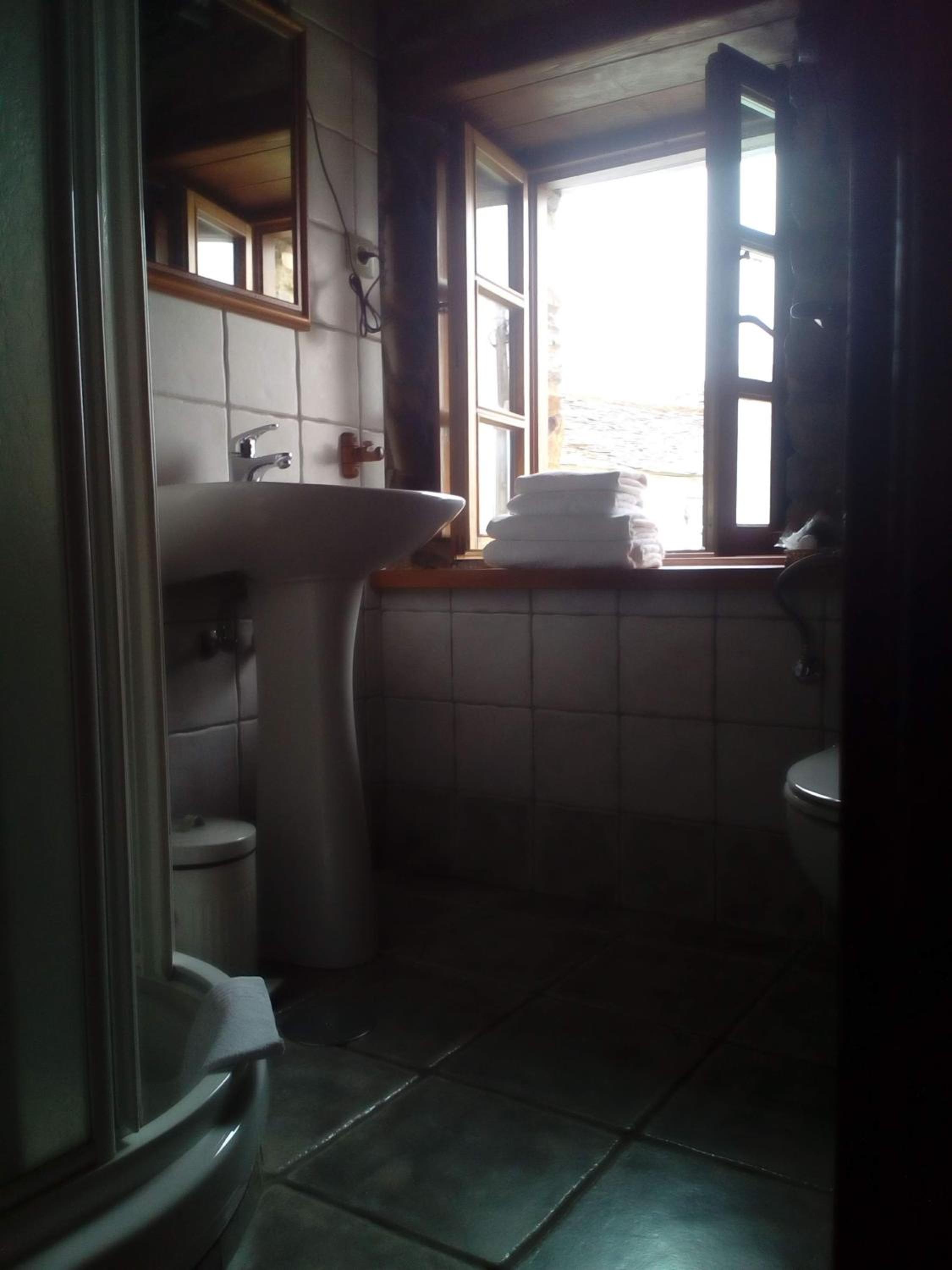 Photo 37