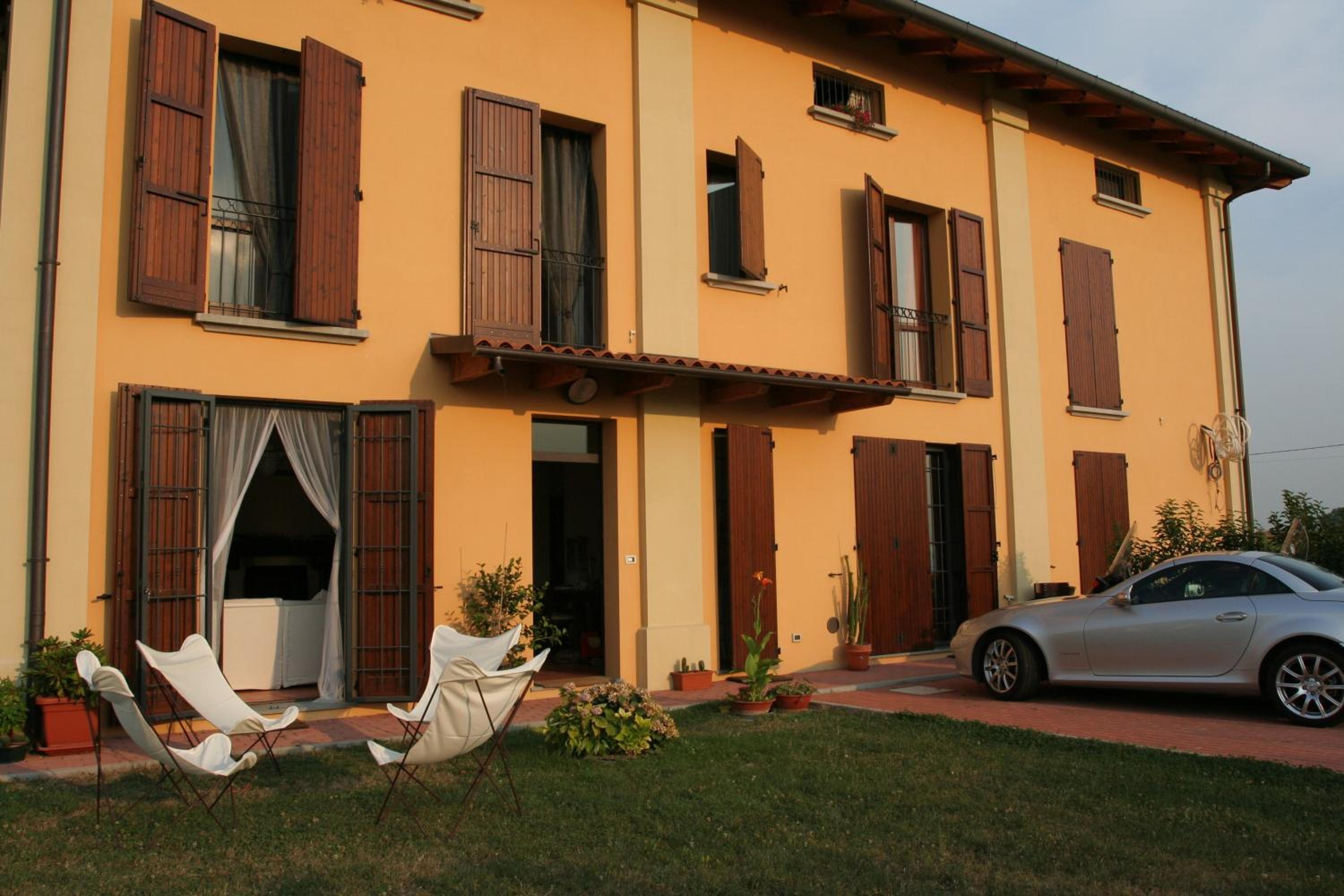 Photo 48