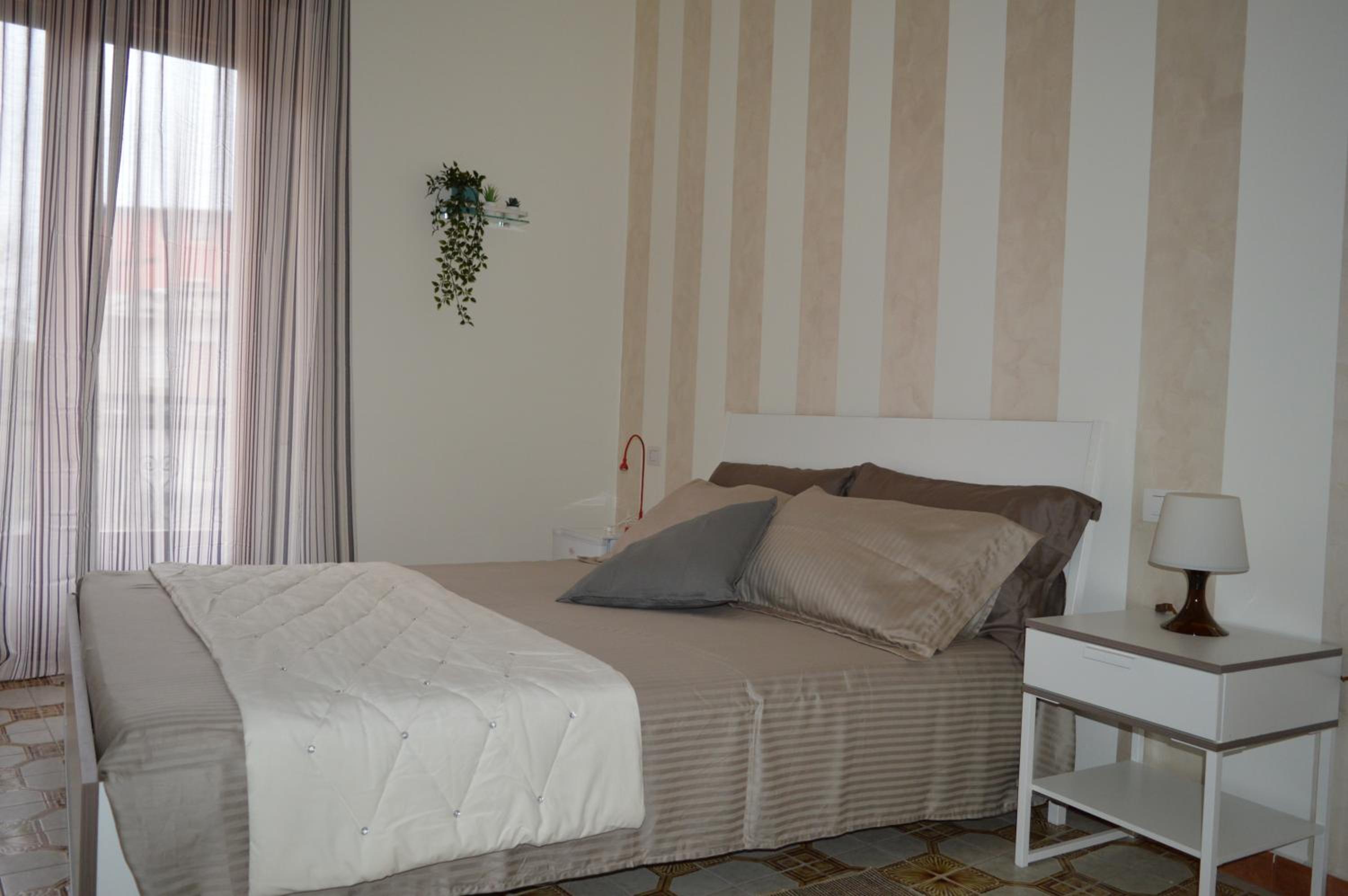 White beach Le Castella