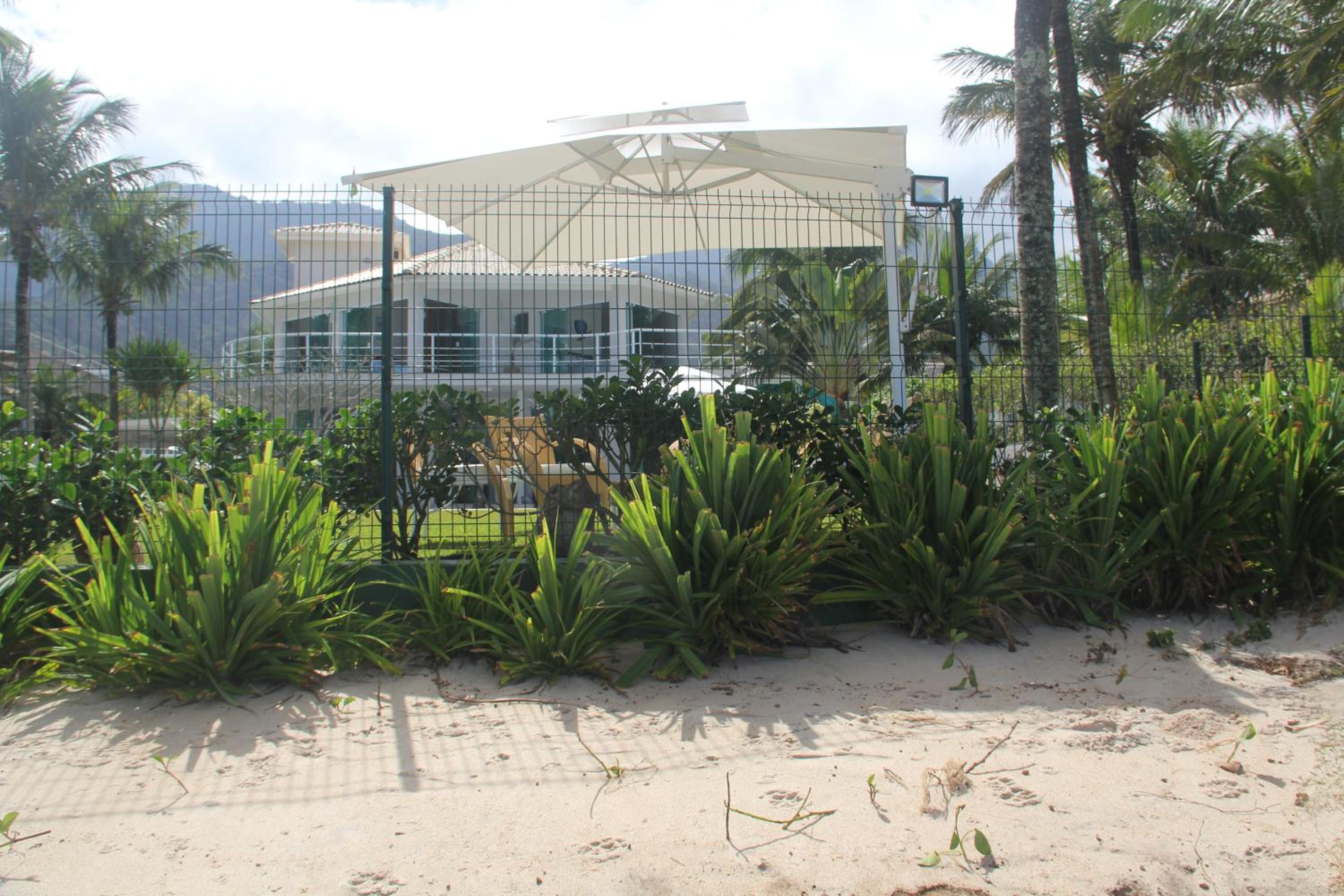 Casa Maresias - Pé na Areia