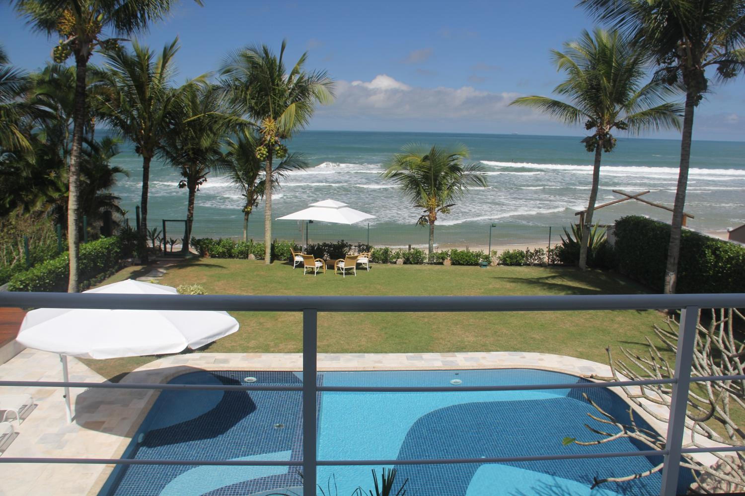 Casa Maresias - Pé na Areia