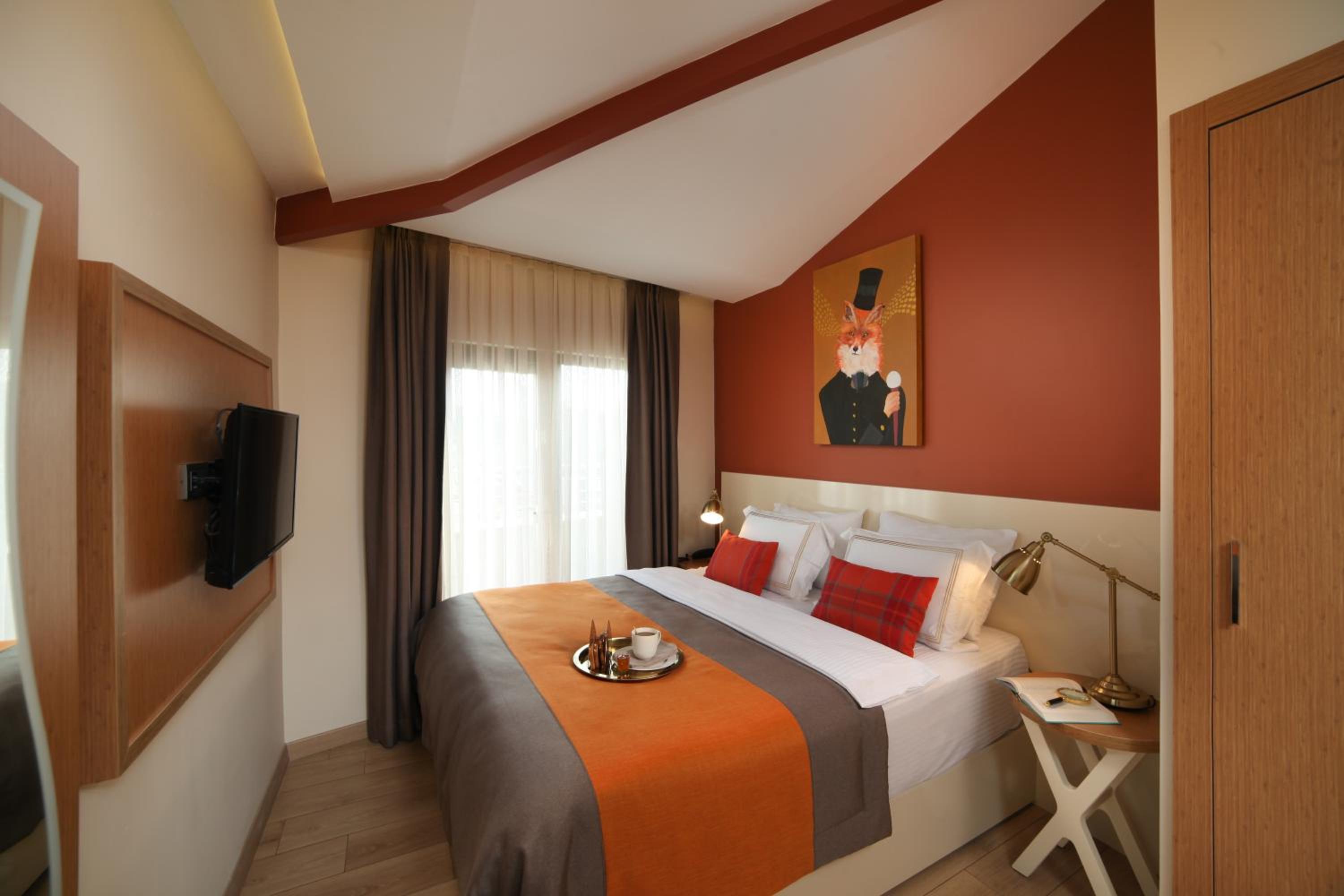 The Fox Otel - Image 16