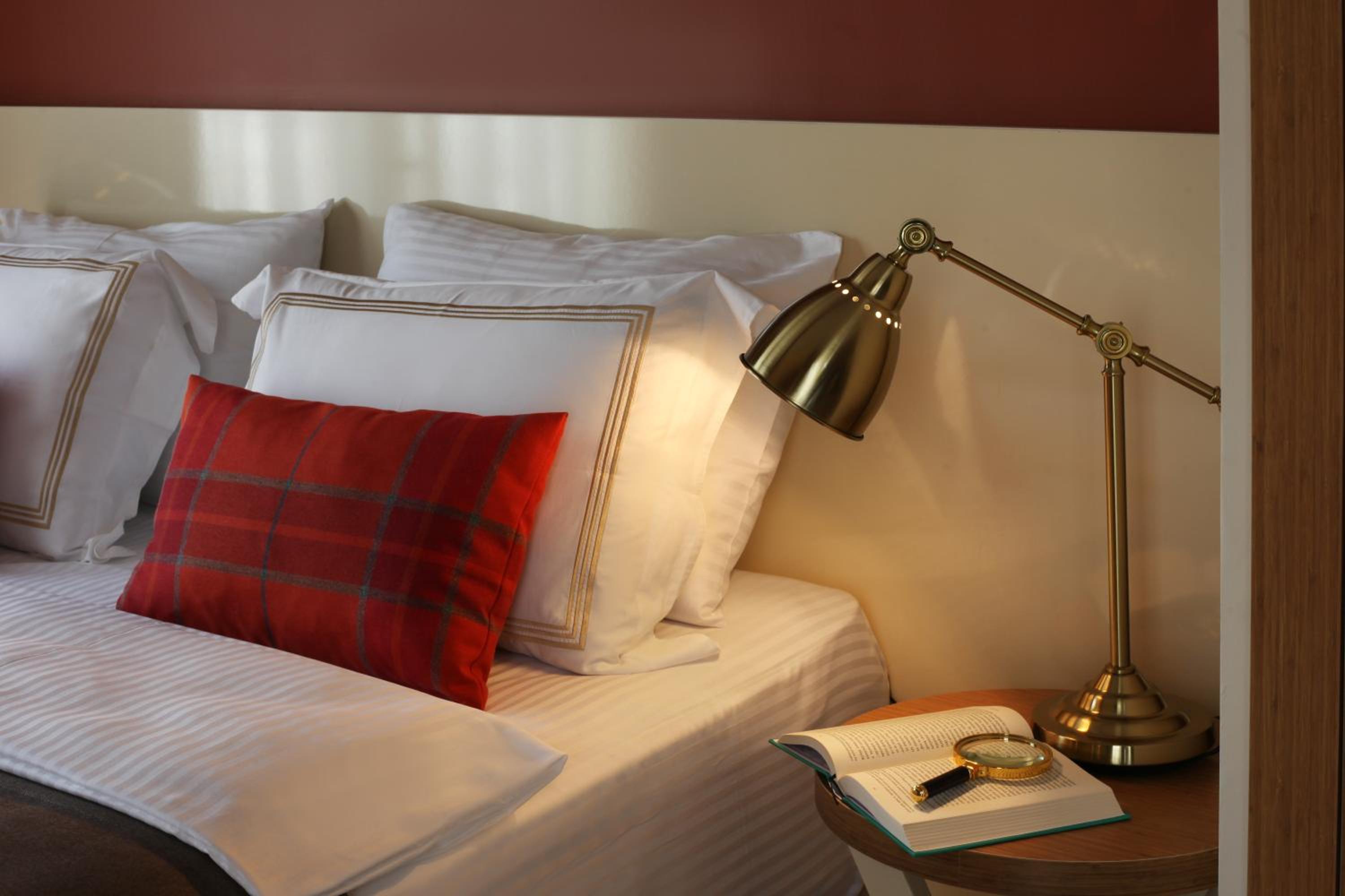 The Fox Otel - Image 49