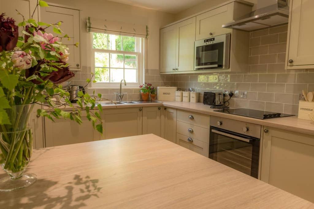 Quarry Gardens Lodge view 3
