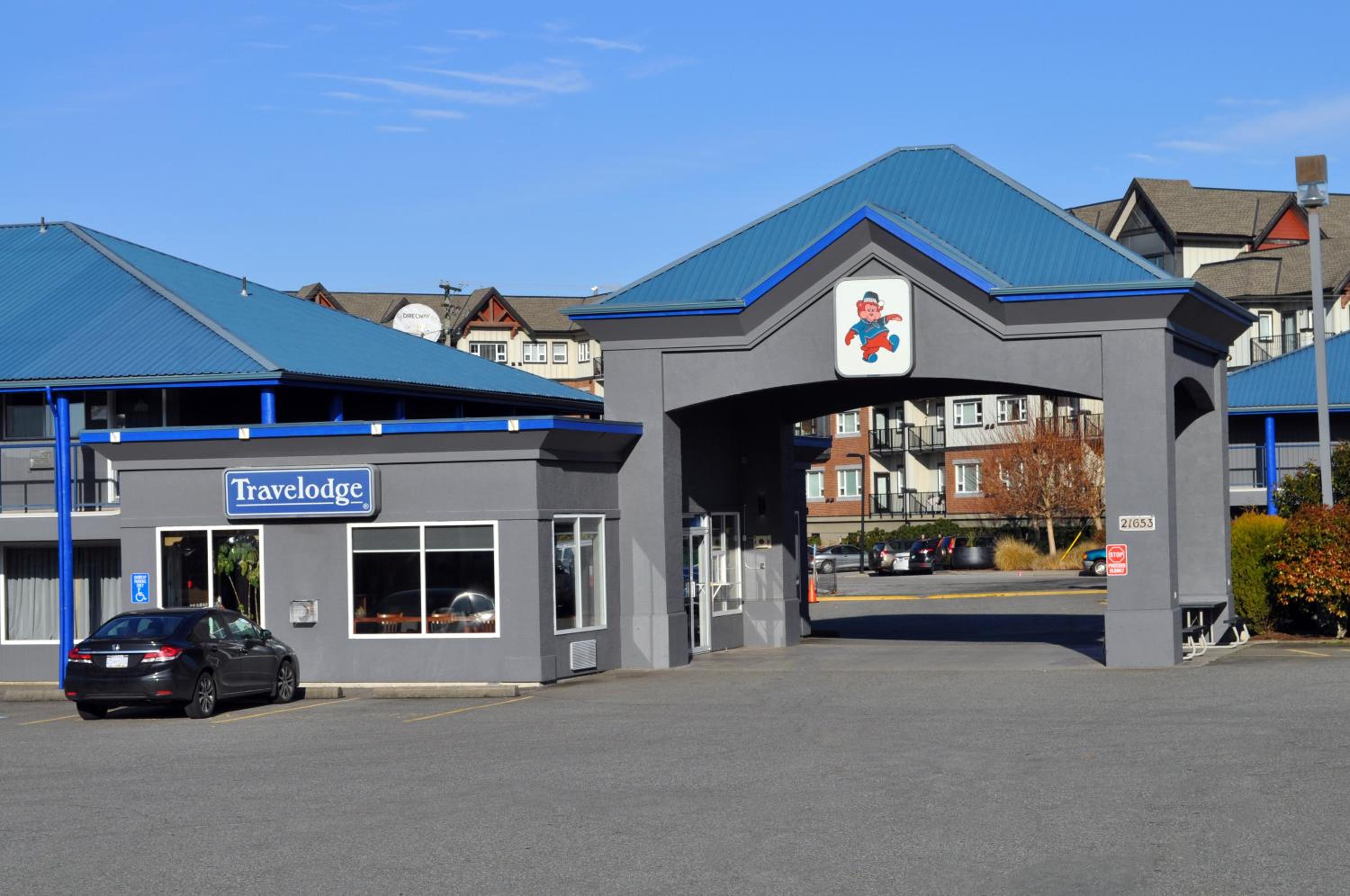 Langley Vacations - Travelodge by Wyndham Langley - Property Image 2