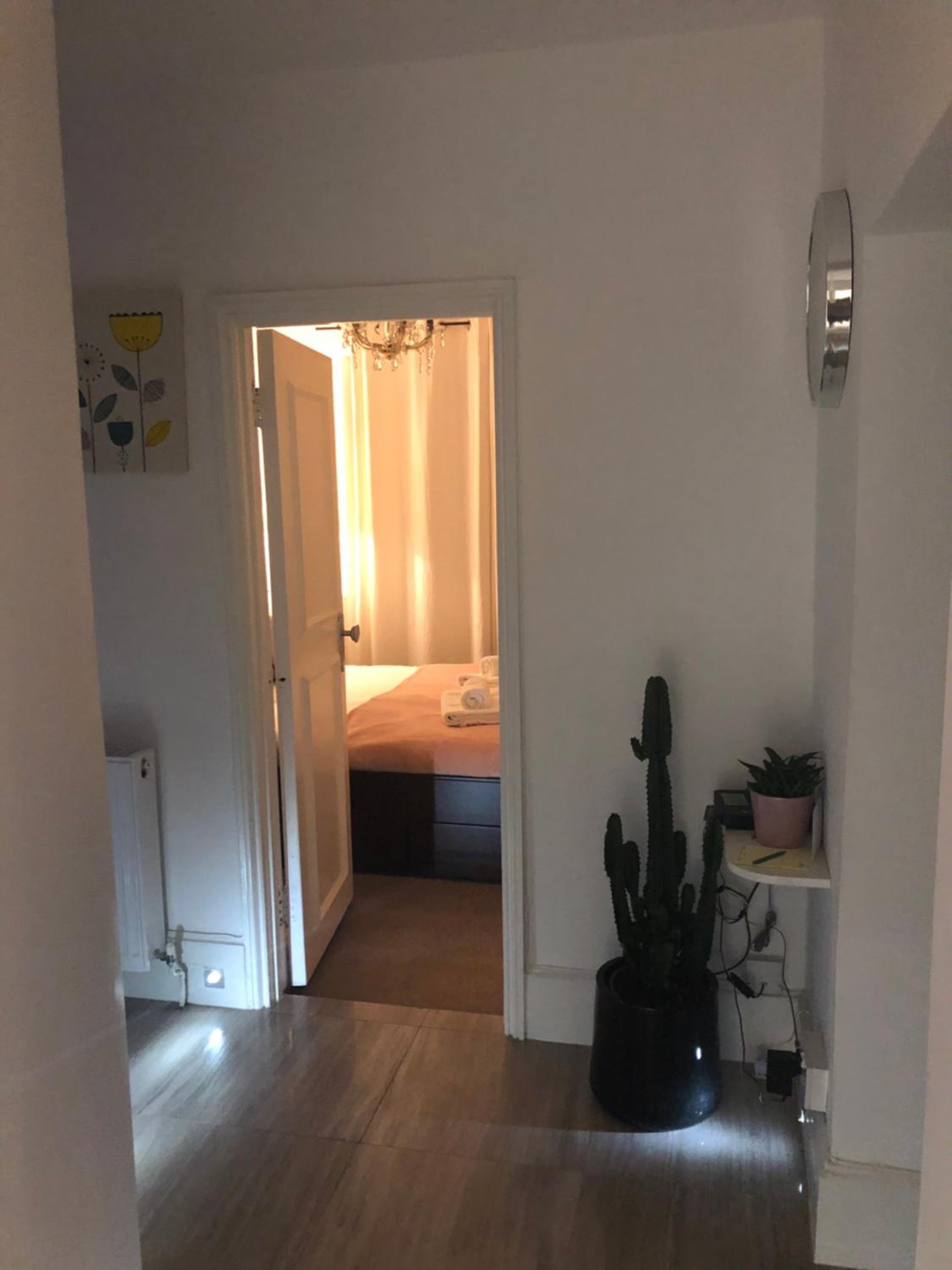 2 Bedroom Apartment close to Camden Town