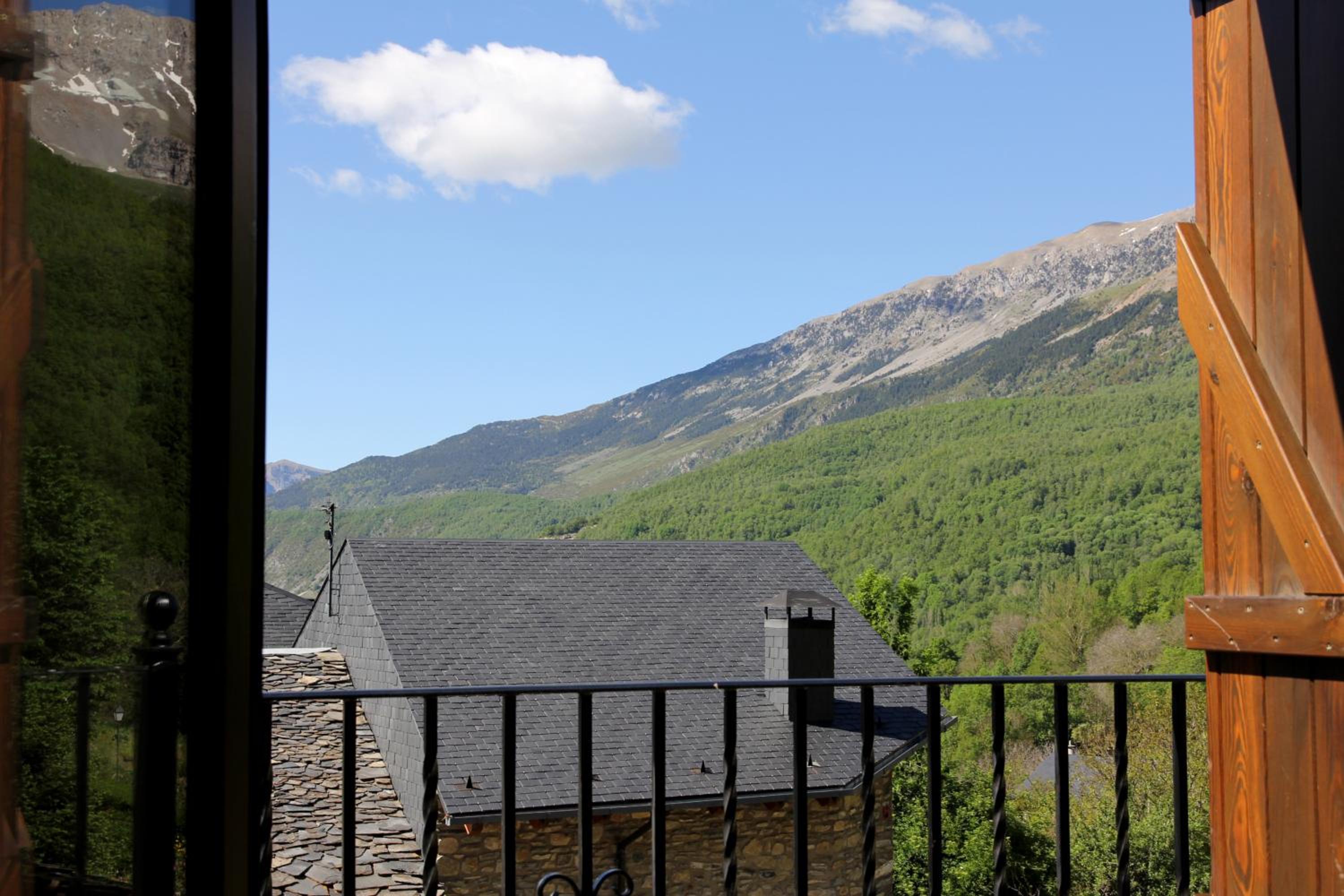 Casa Los Huertos view 2