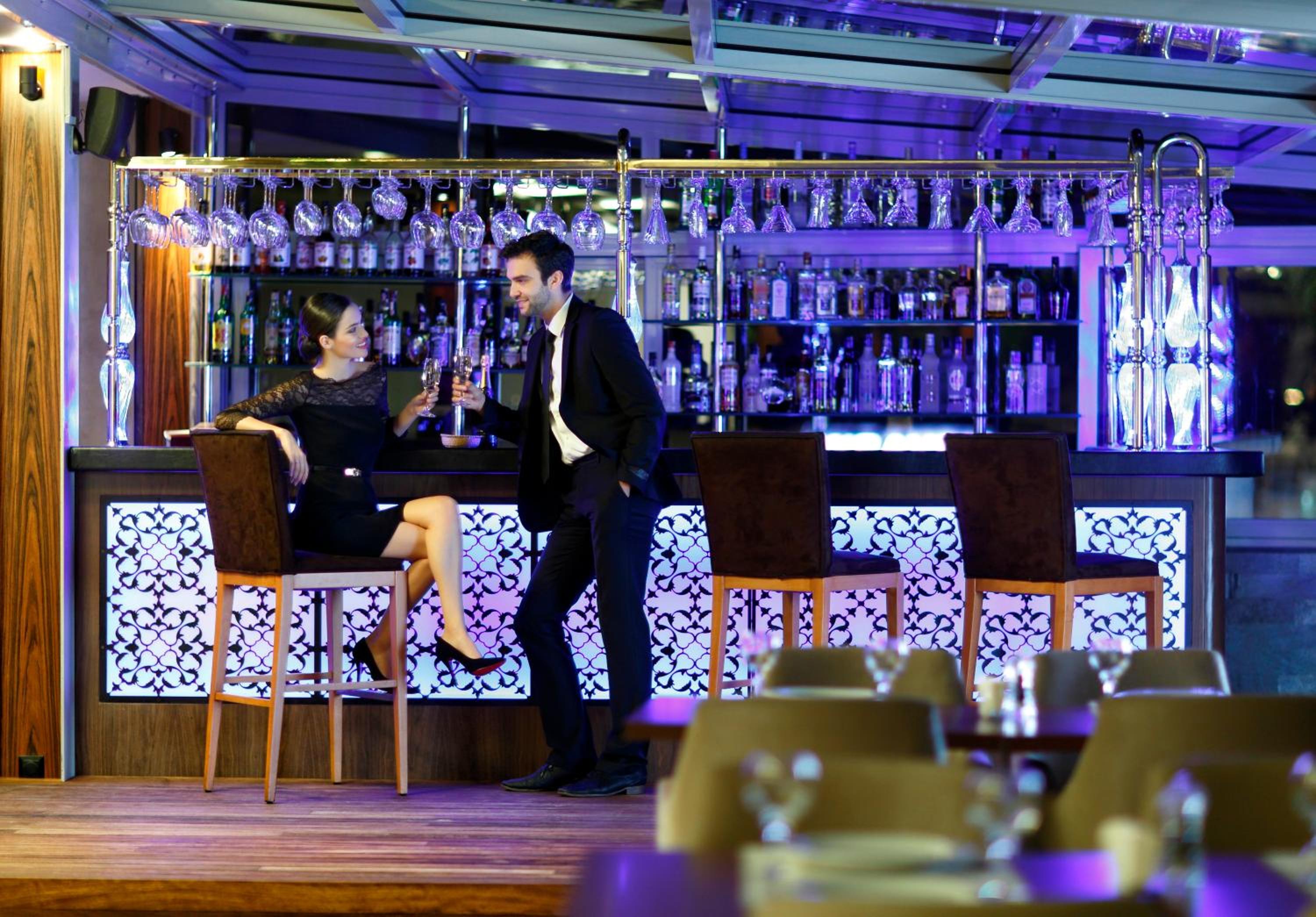 Darkhill Otel - Image 27