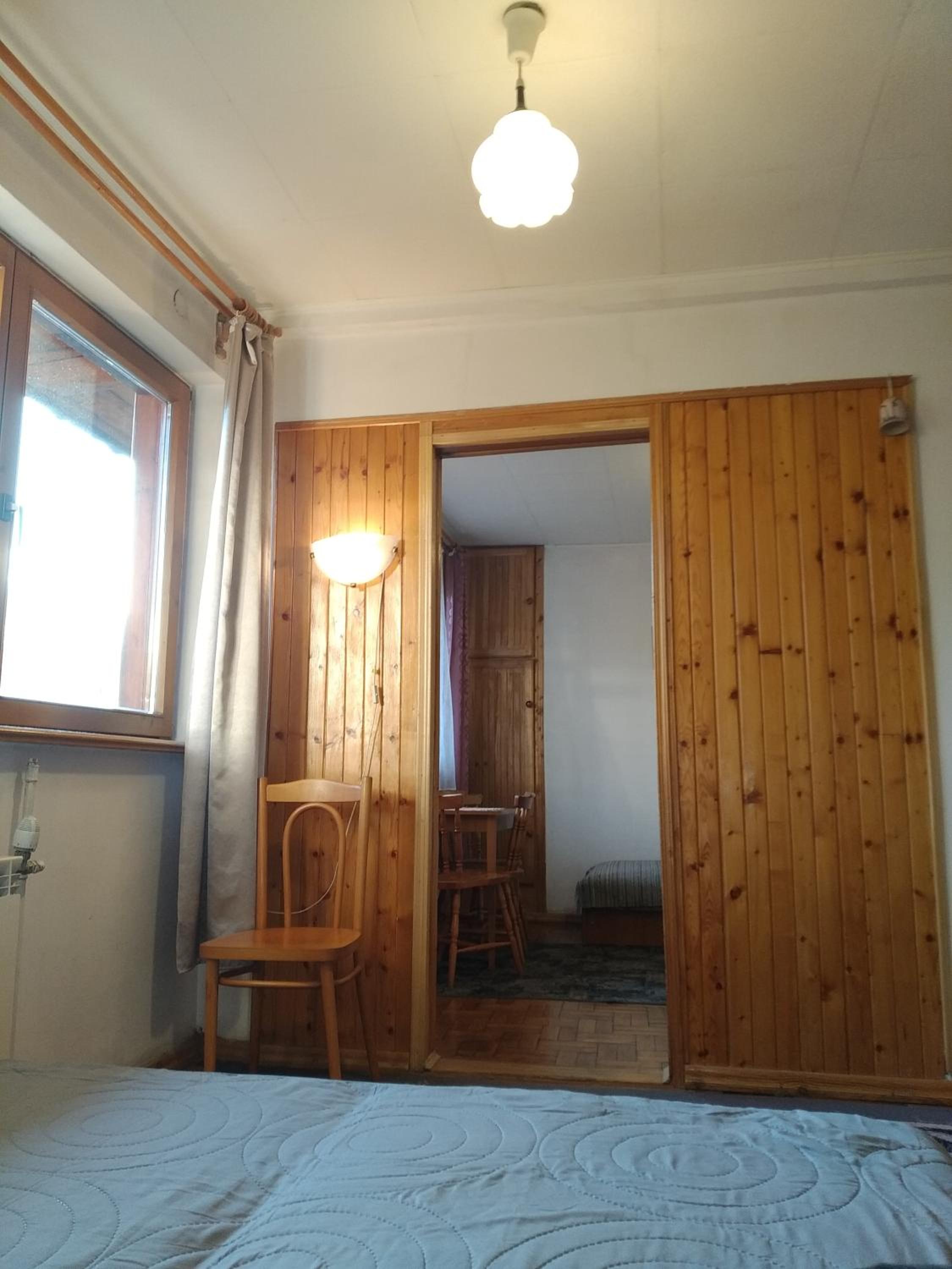 Photo 33