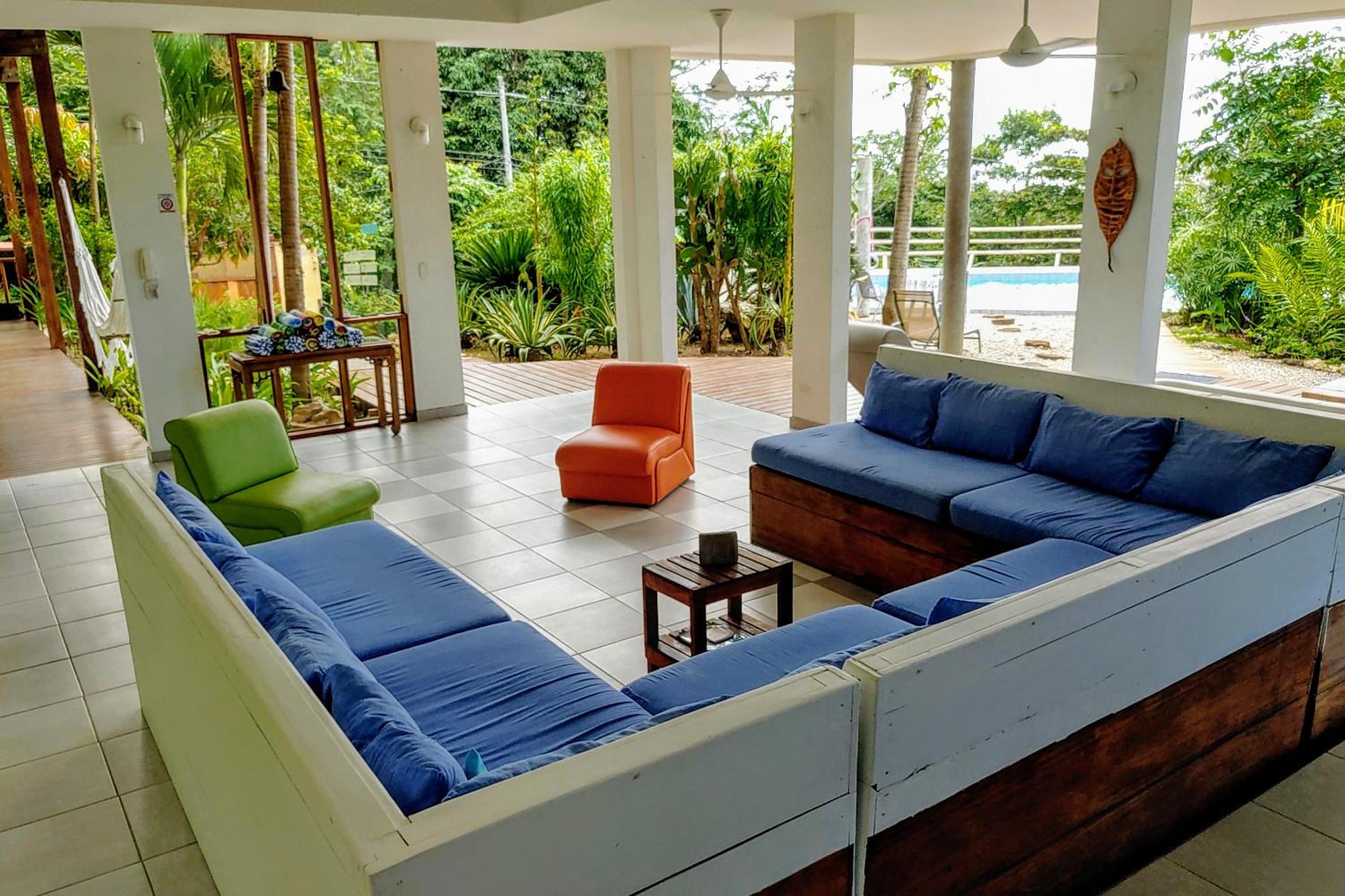 Casa Luna - Private Villa with Ocean View, Pool, AC, Wi-Fi