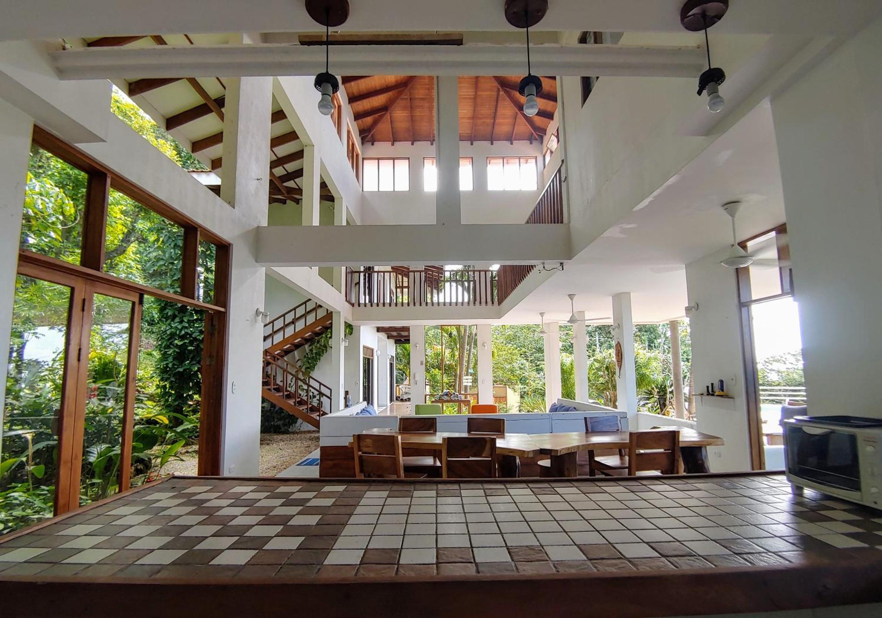 Casa Luna - Private Villa with Ocean View, Pool, AC, Wi-Fi