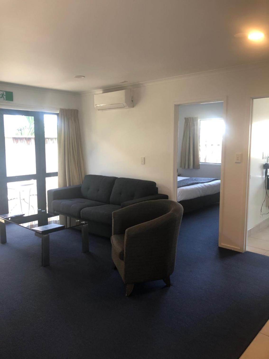 Claremonte Motor Lodge