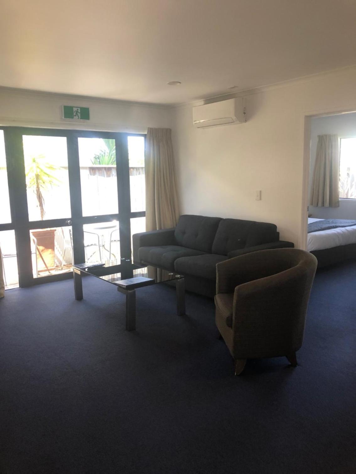 Claremonte Motor Lodge