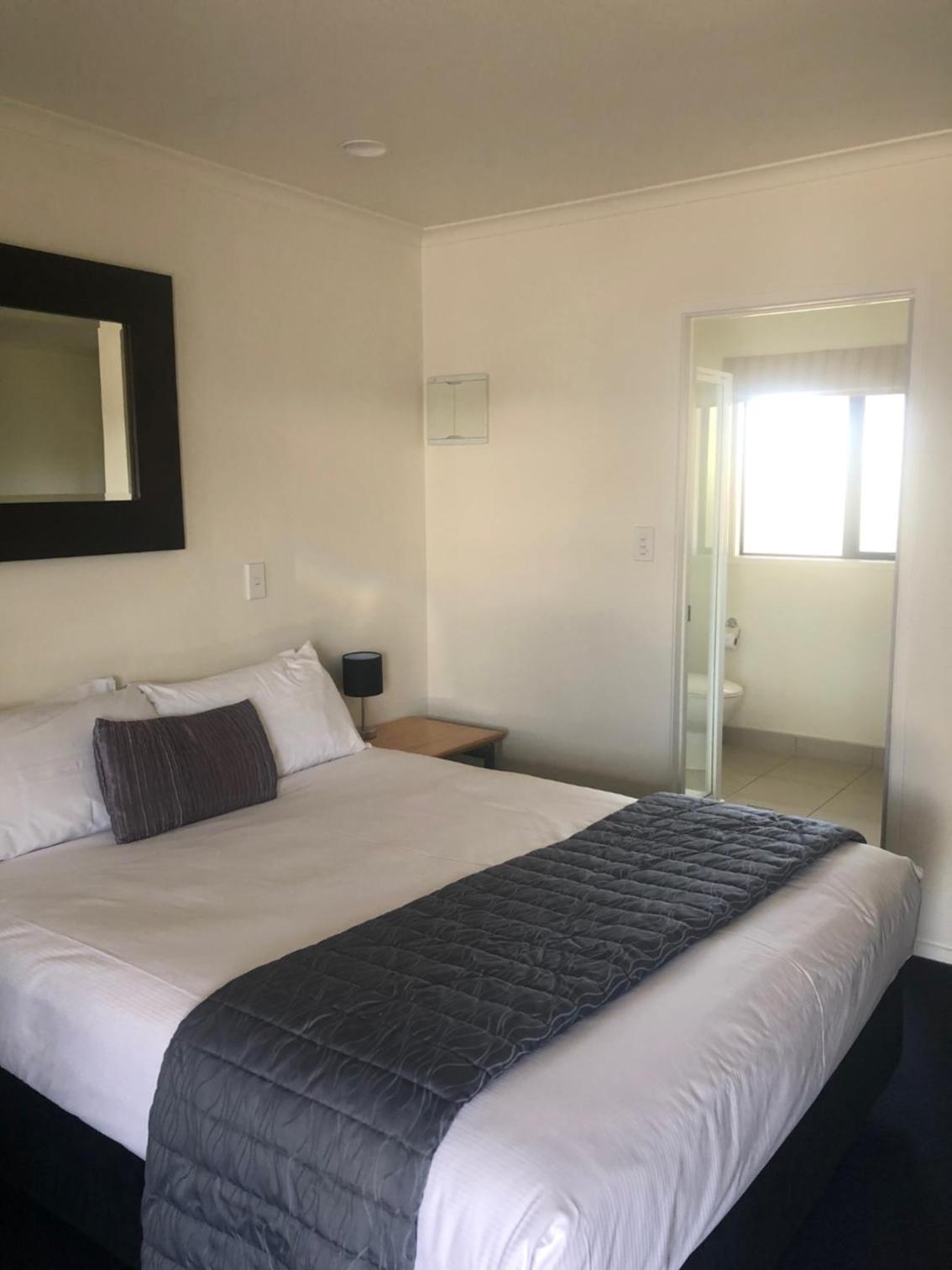 Claremonte Motor Lodge