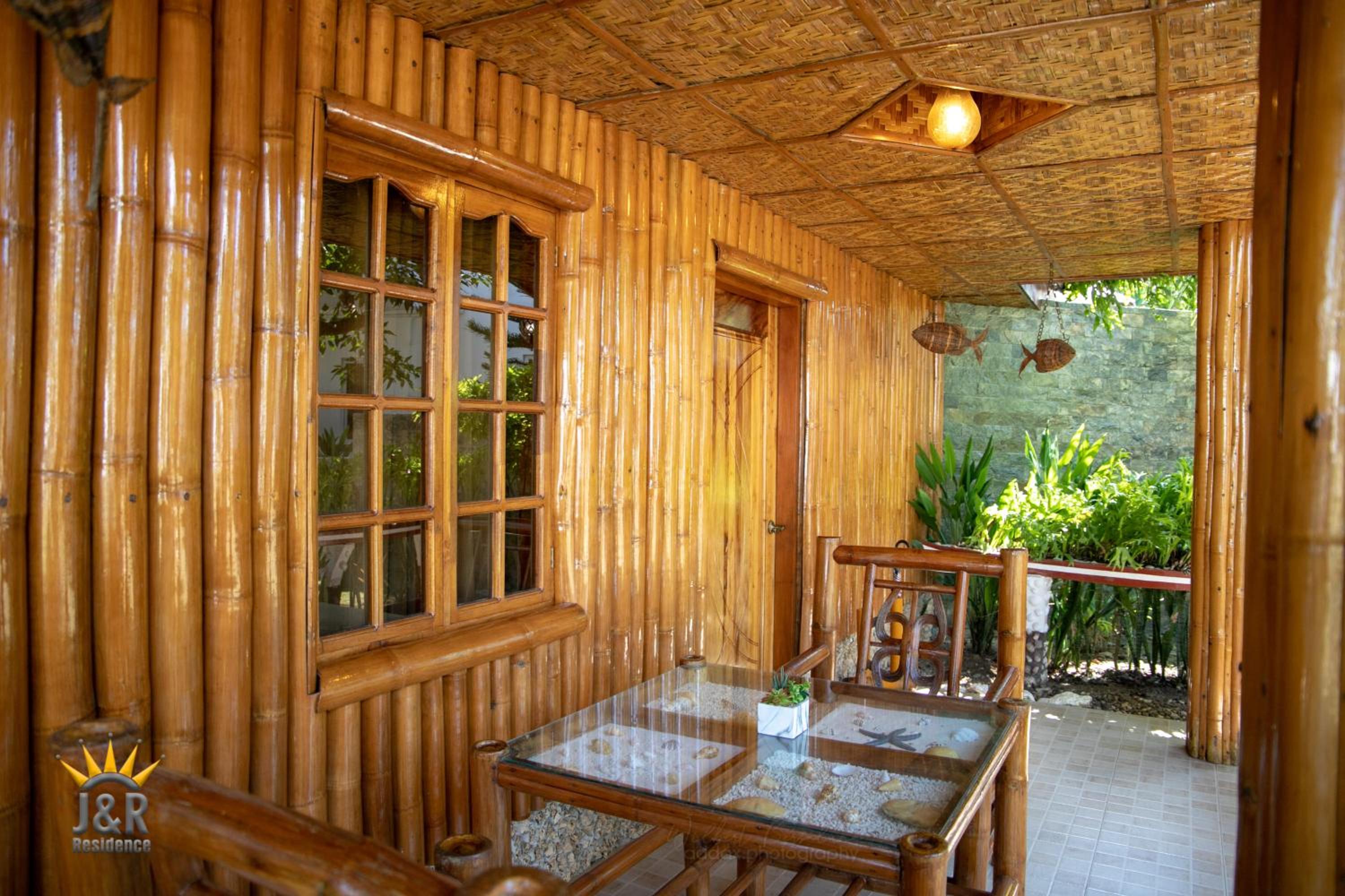 J&R Residence