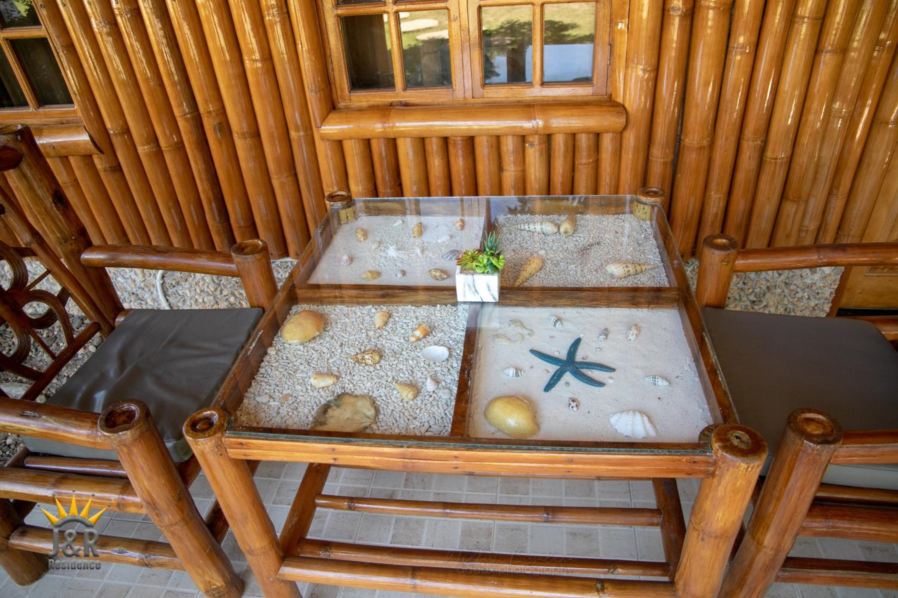 J&R Residence