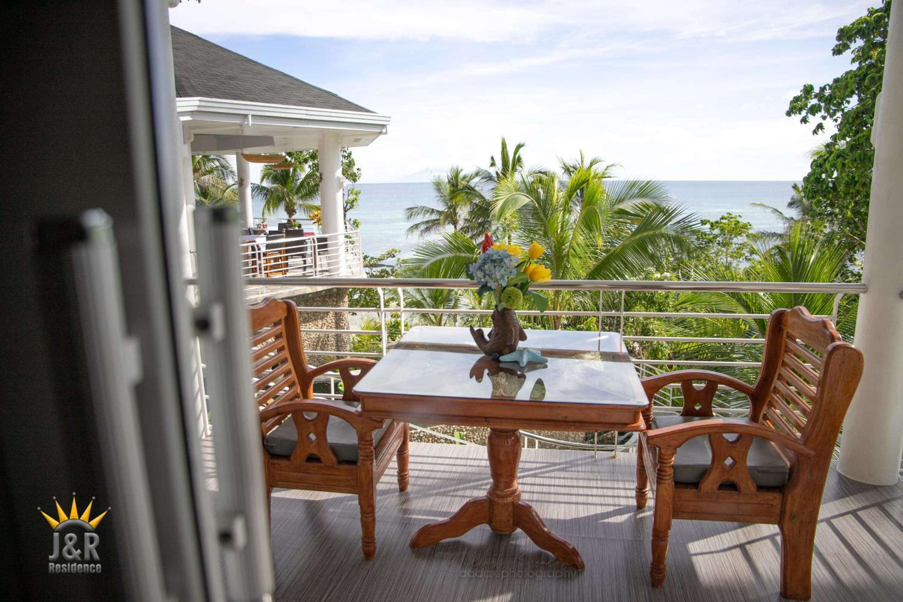J&R Residence