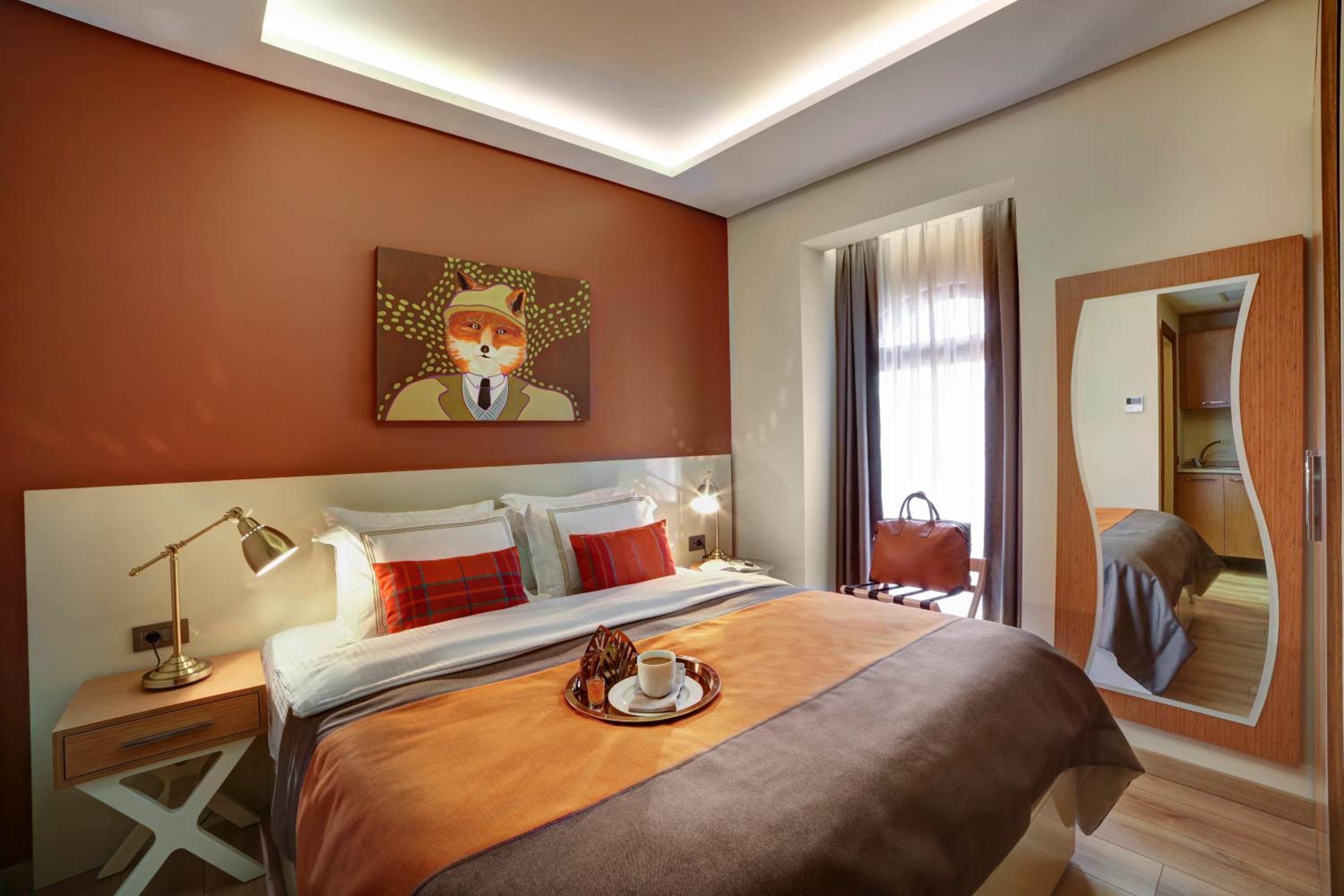 The Fox Otel - Image 61