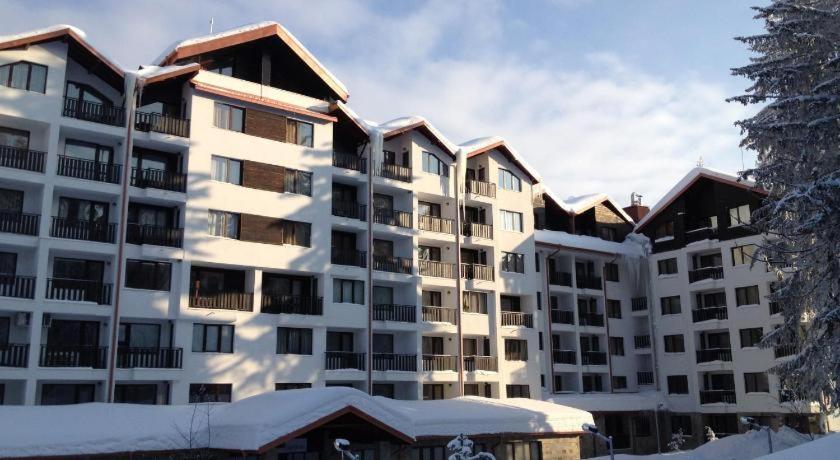 Borovets Gardens Apartments TMF view 3