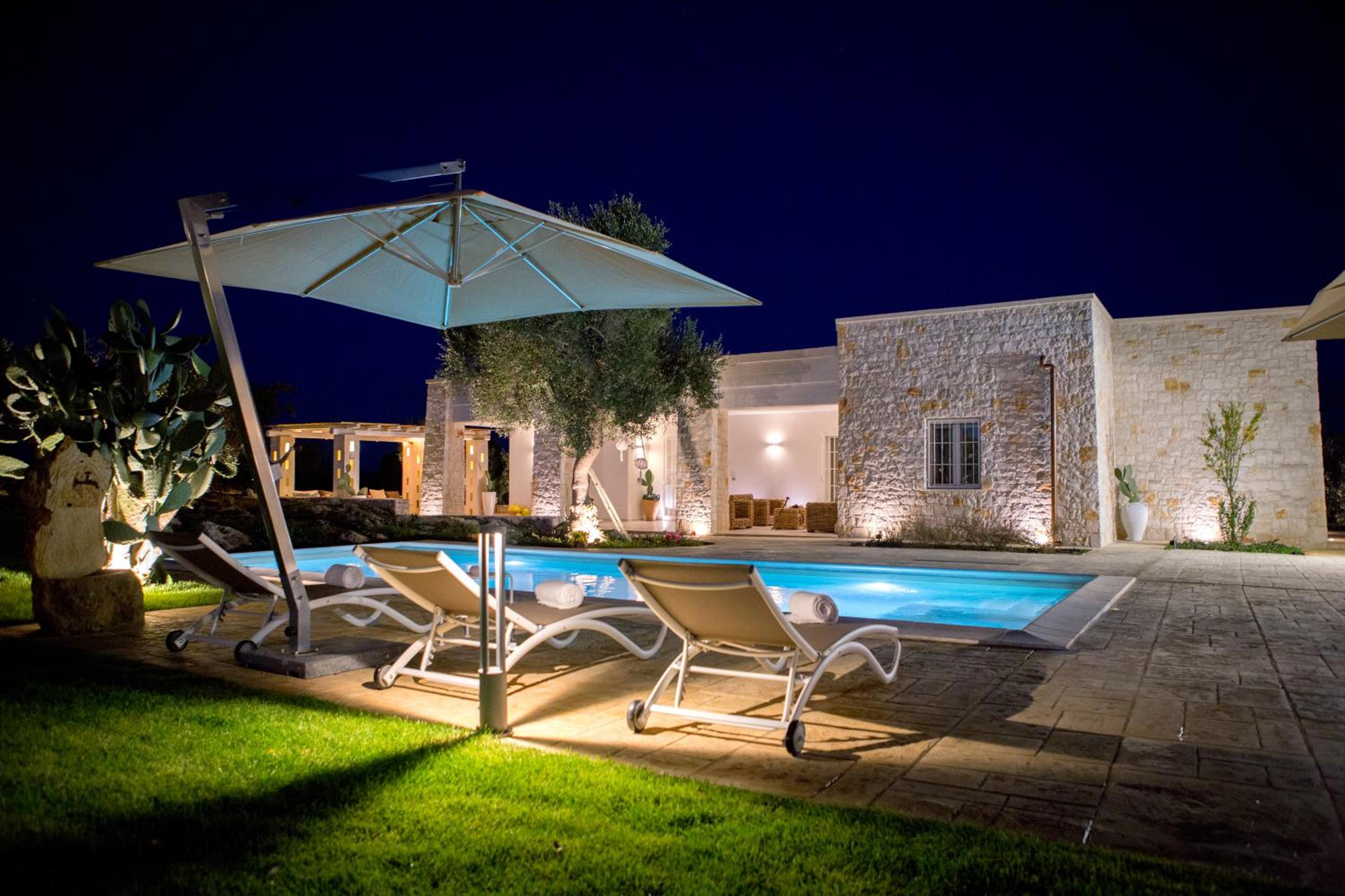 Tenuta Trullo Padronale-Private Pool Exclusive Villa Ostuni view 3