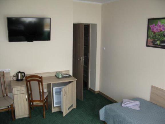 Photo 9