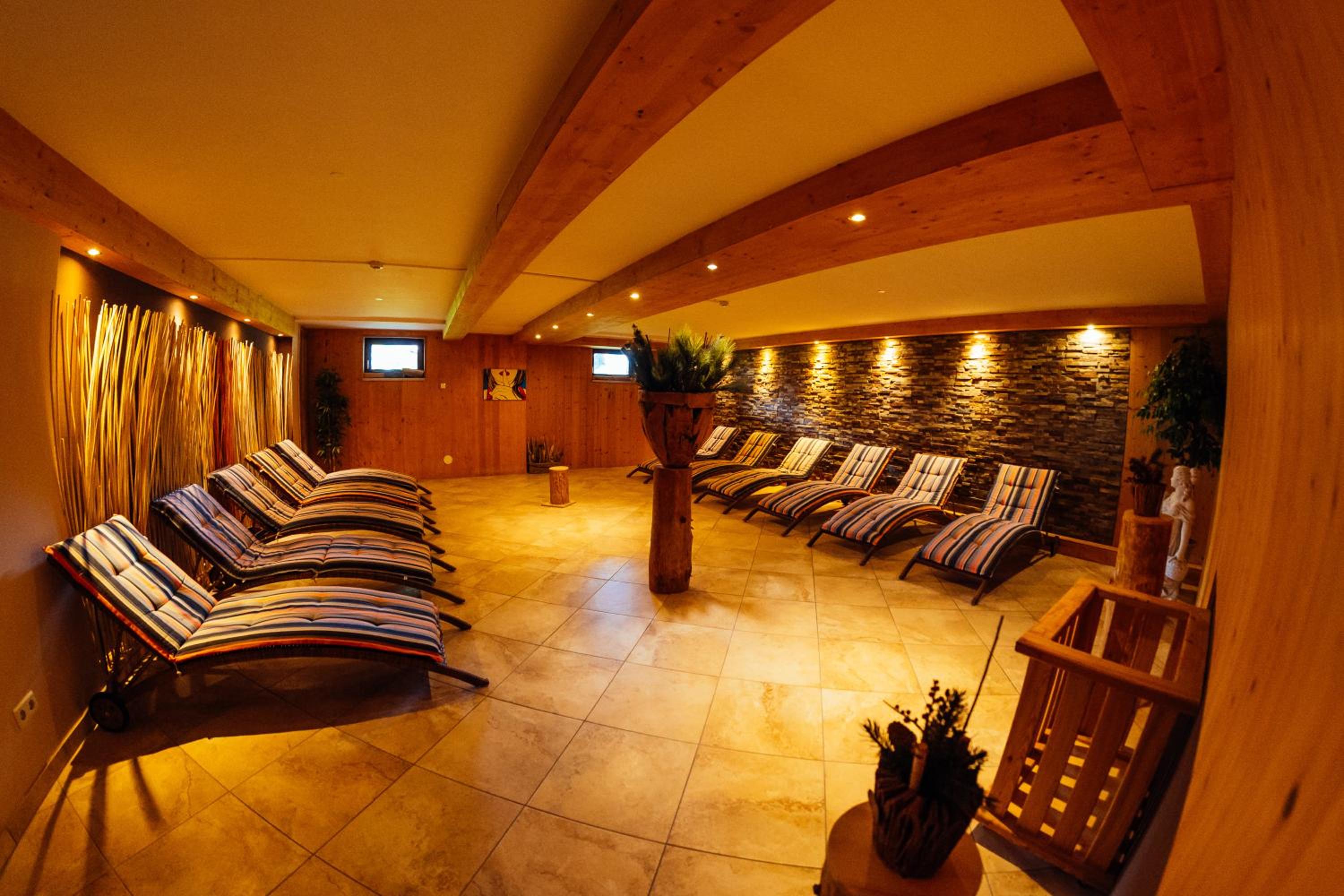 Escape 18 - Pool & Sauna - 10 min to Hallstatt view 5
