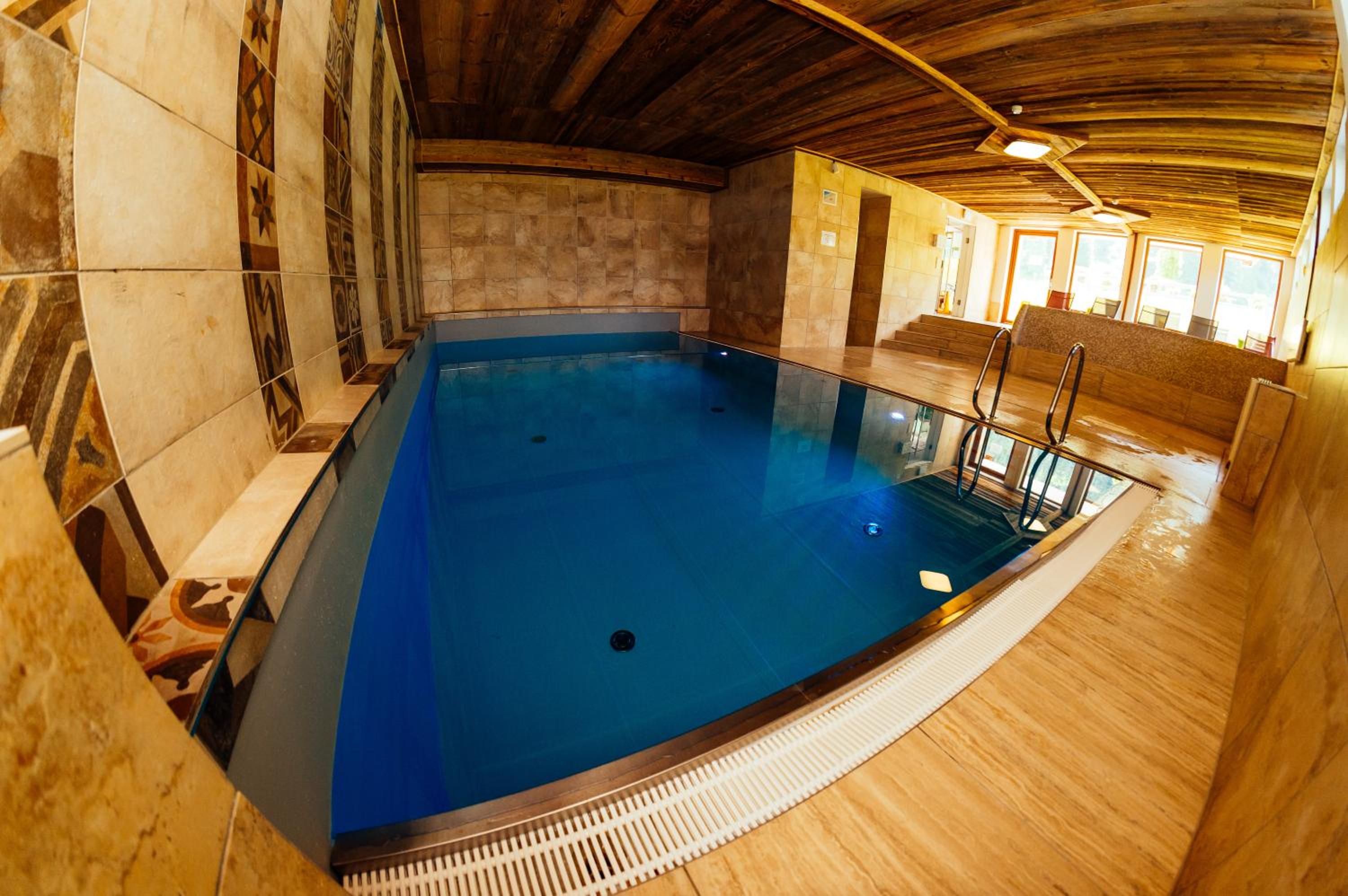 Escape 18 - Pool & Sauna - 10 min to Hallstatt view 3
