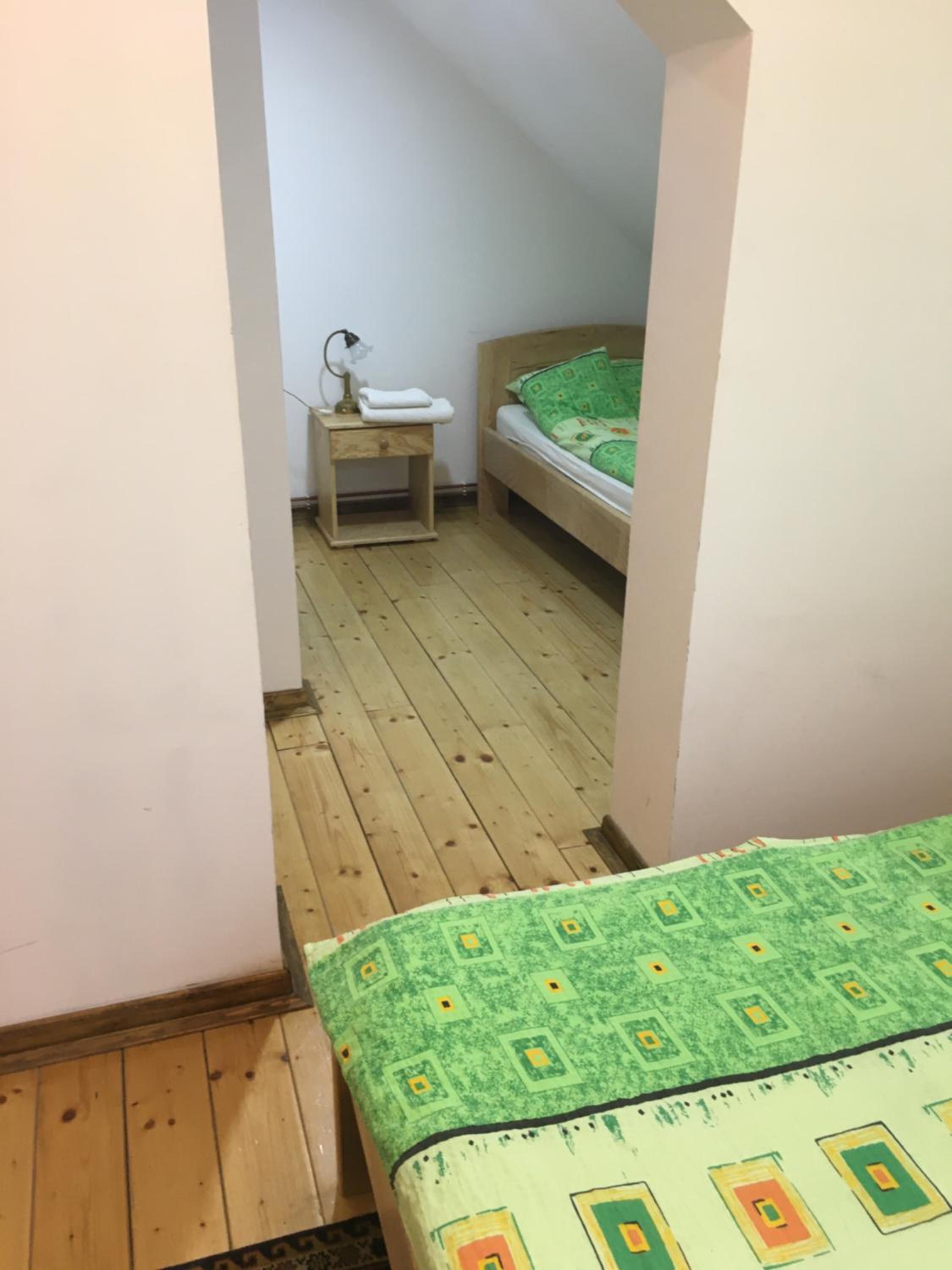 Photo 32