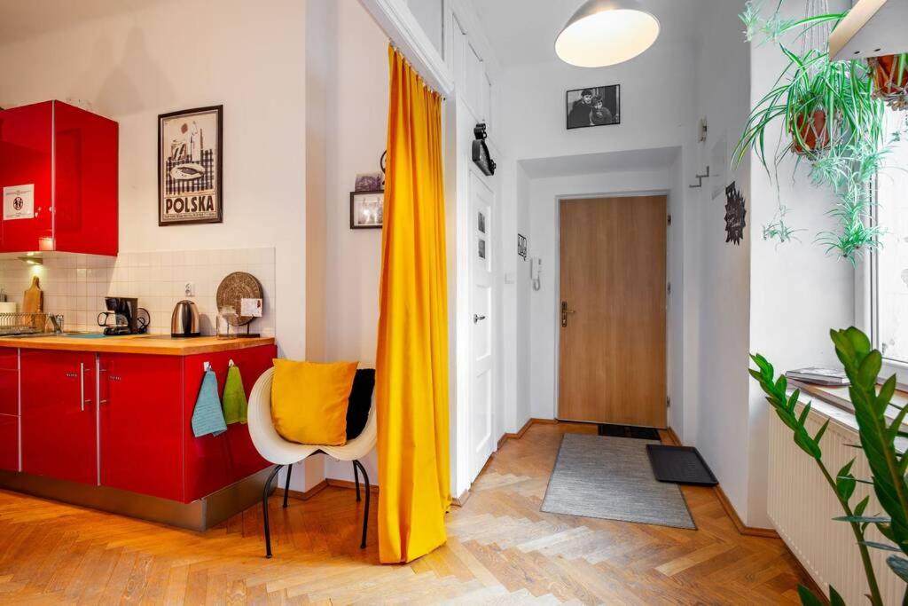 Blue Peace-apartment with FREE PARKING in center for 1-6 people view 2