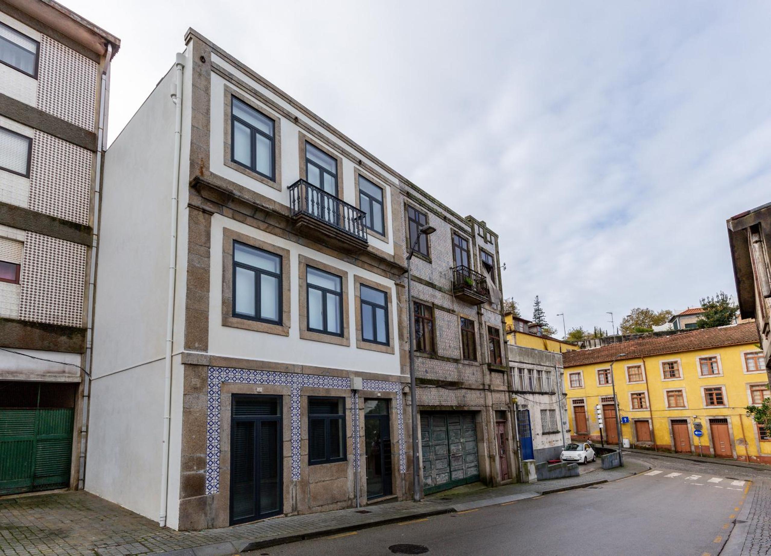 Feel Porto Wine Essence Apartments view 2