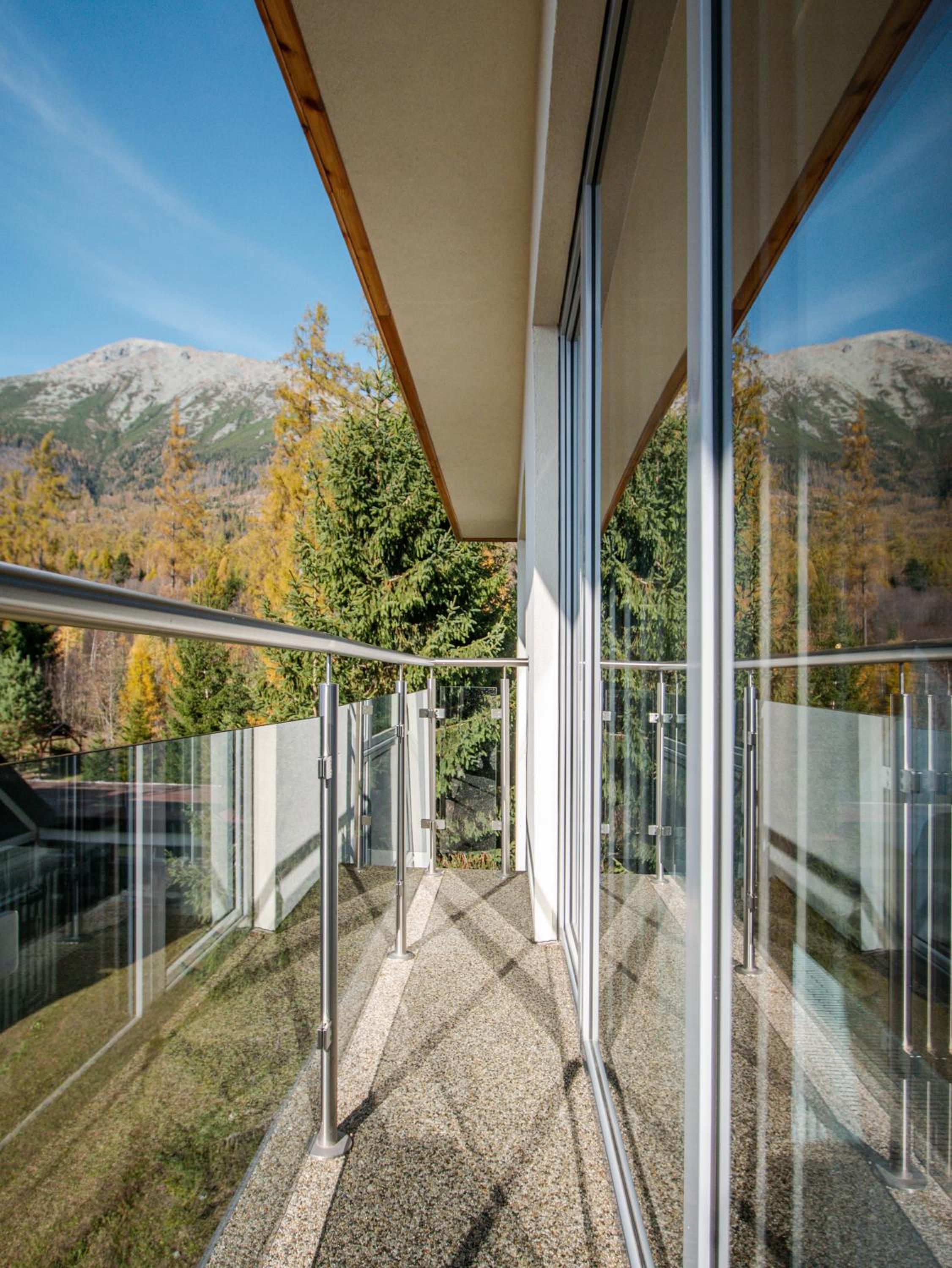 TATRA SUITES Luxury Studio A302 view 2