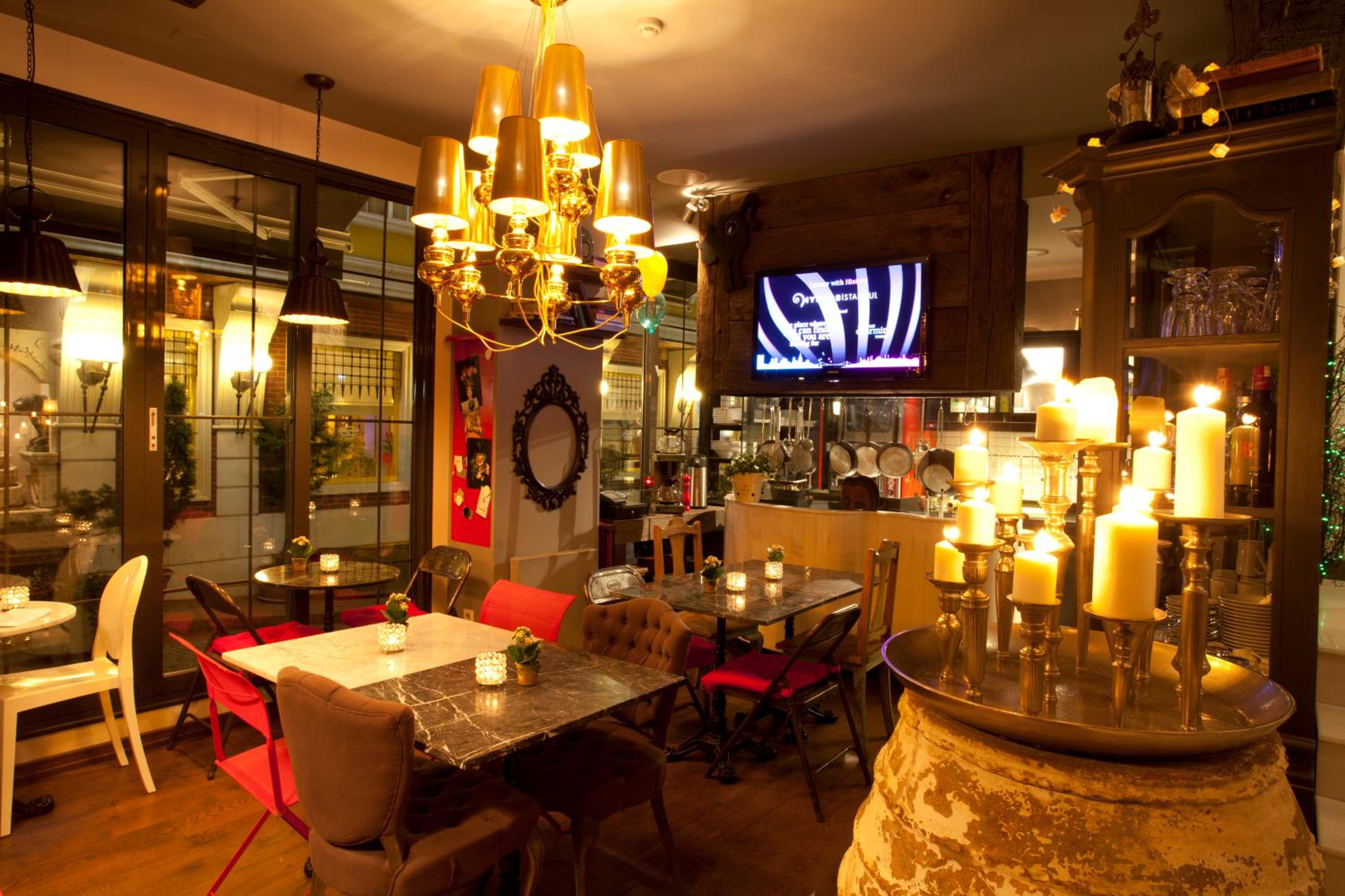 Hypnos Design Hotel - Image 67