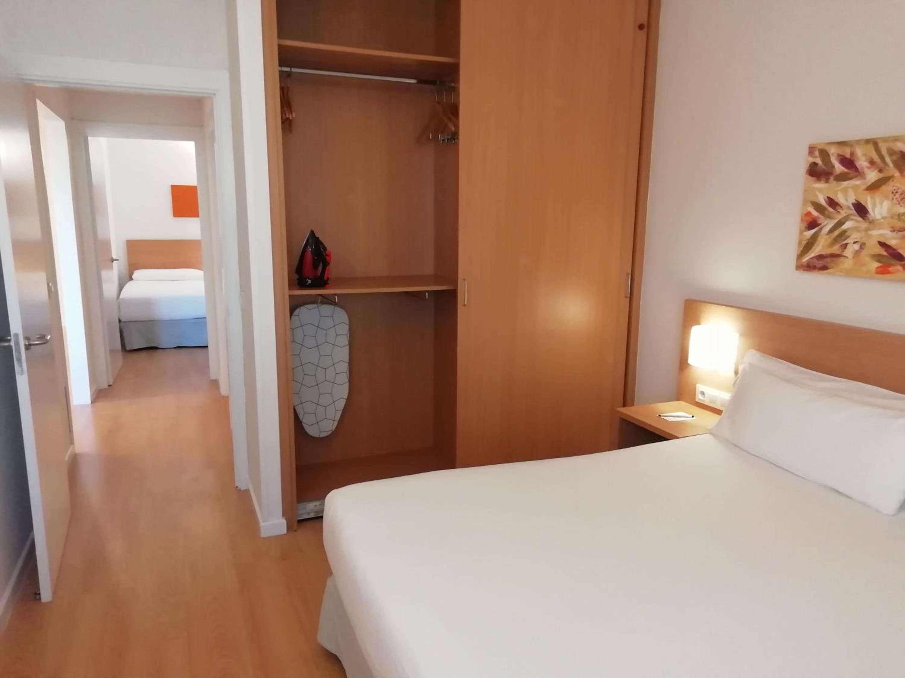 Aura Park Aparthotel Fira Barcelona, photo 13