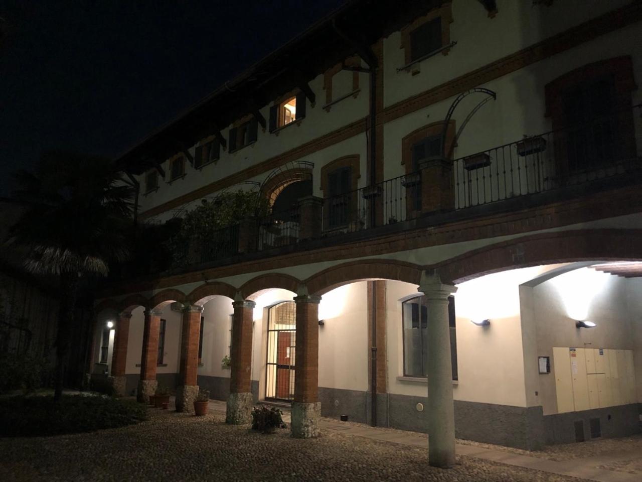 Sage House - Carozzi Apartments
