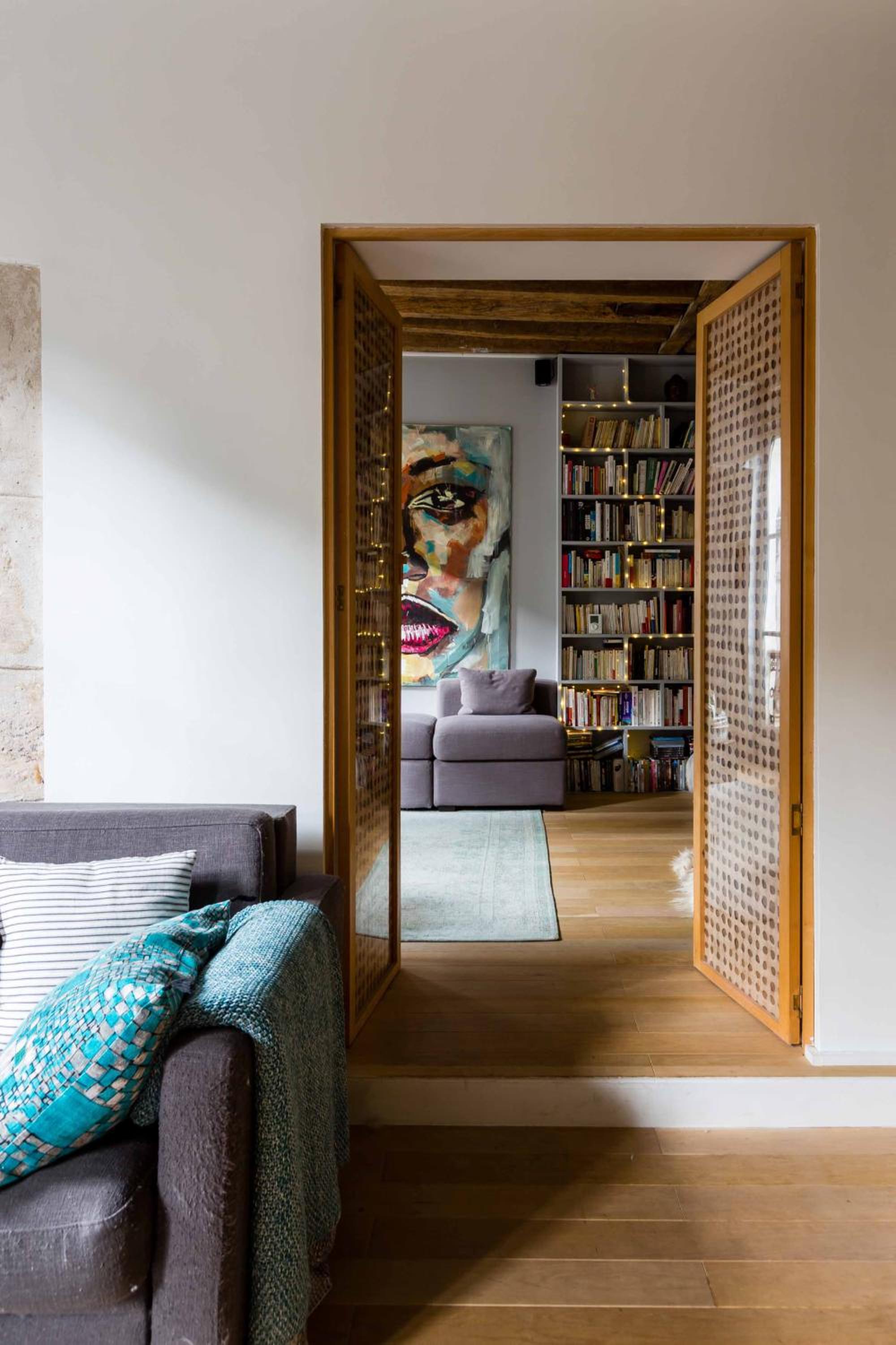 Veeve - Artistic Excellence in the Marais