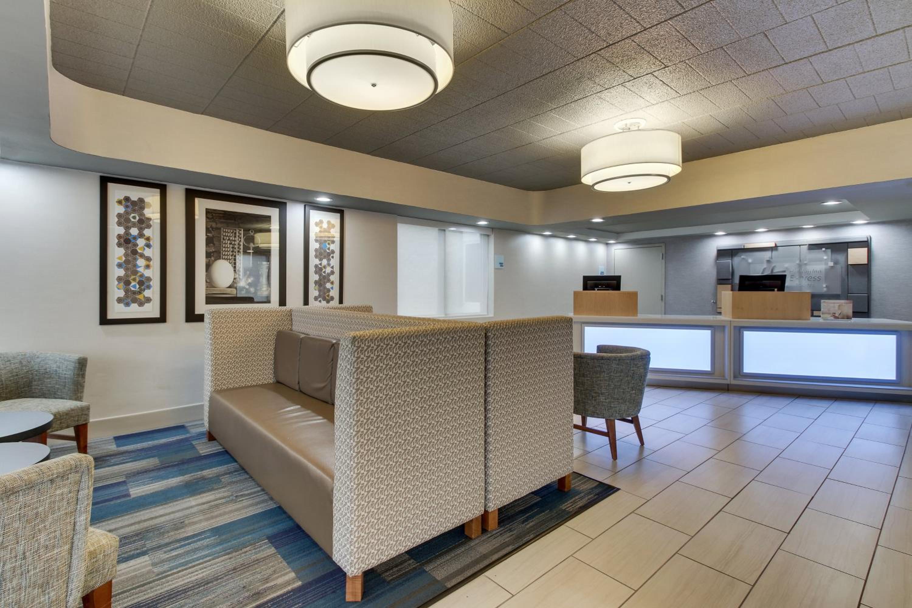 Holiday Inn Express Pittston - Scranton Airport by IHG view 4
