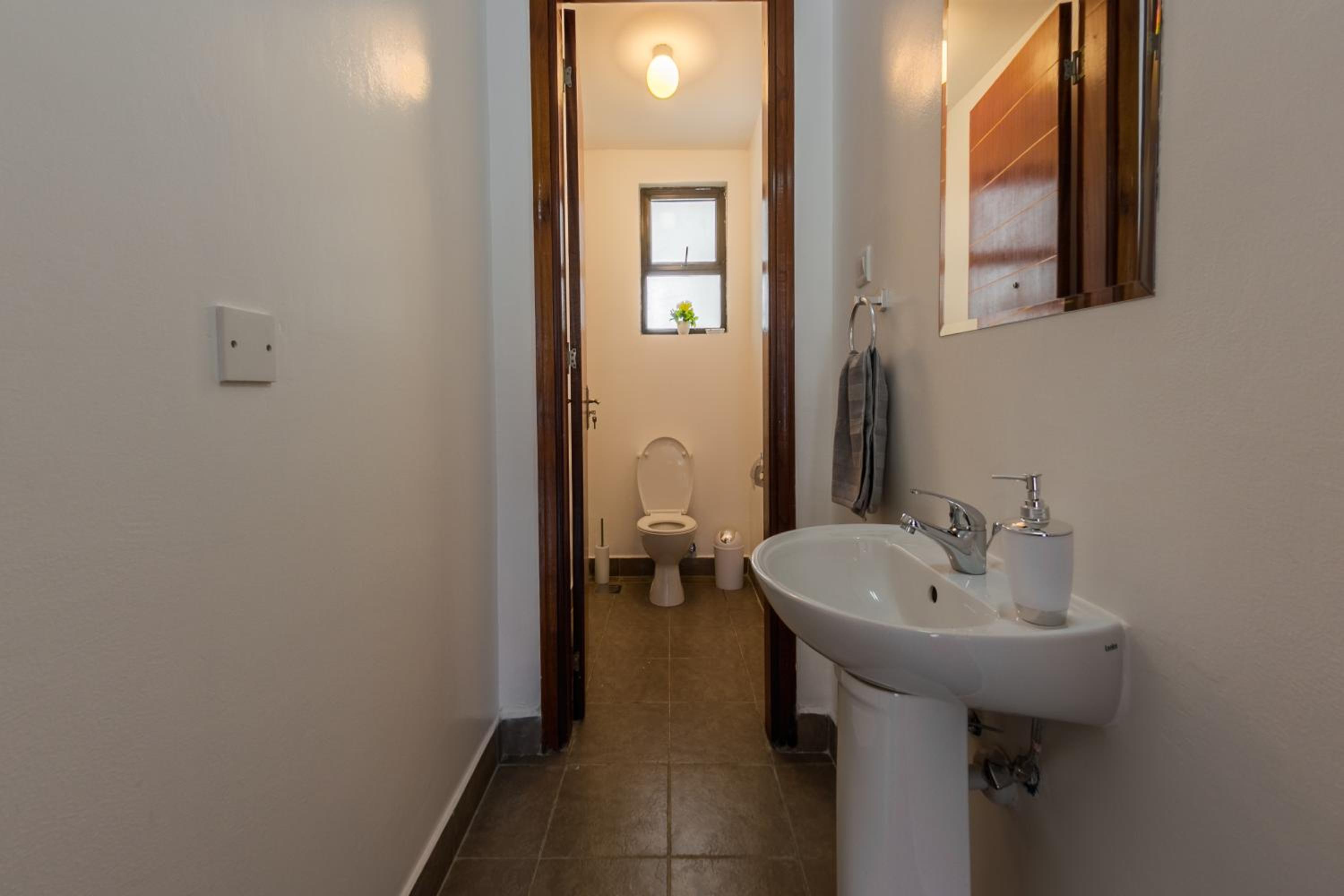 Edmor Residences Riverside view 4