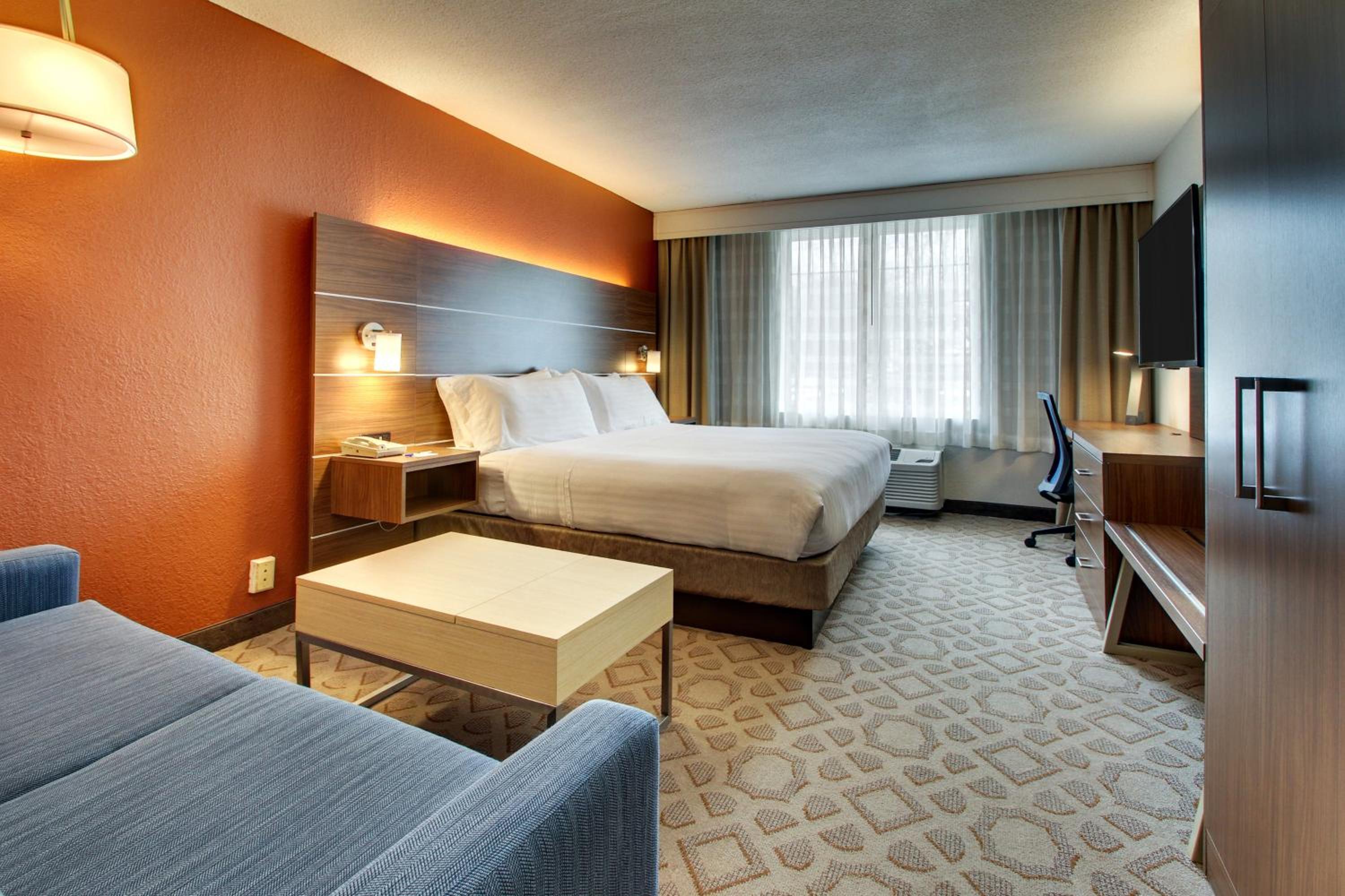 Poughkeepsie Vacations - Holiday Inn Express Poughkeepsie, an IHG Hotel - Property Image 25