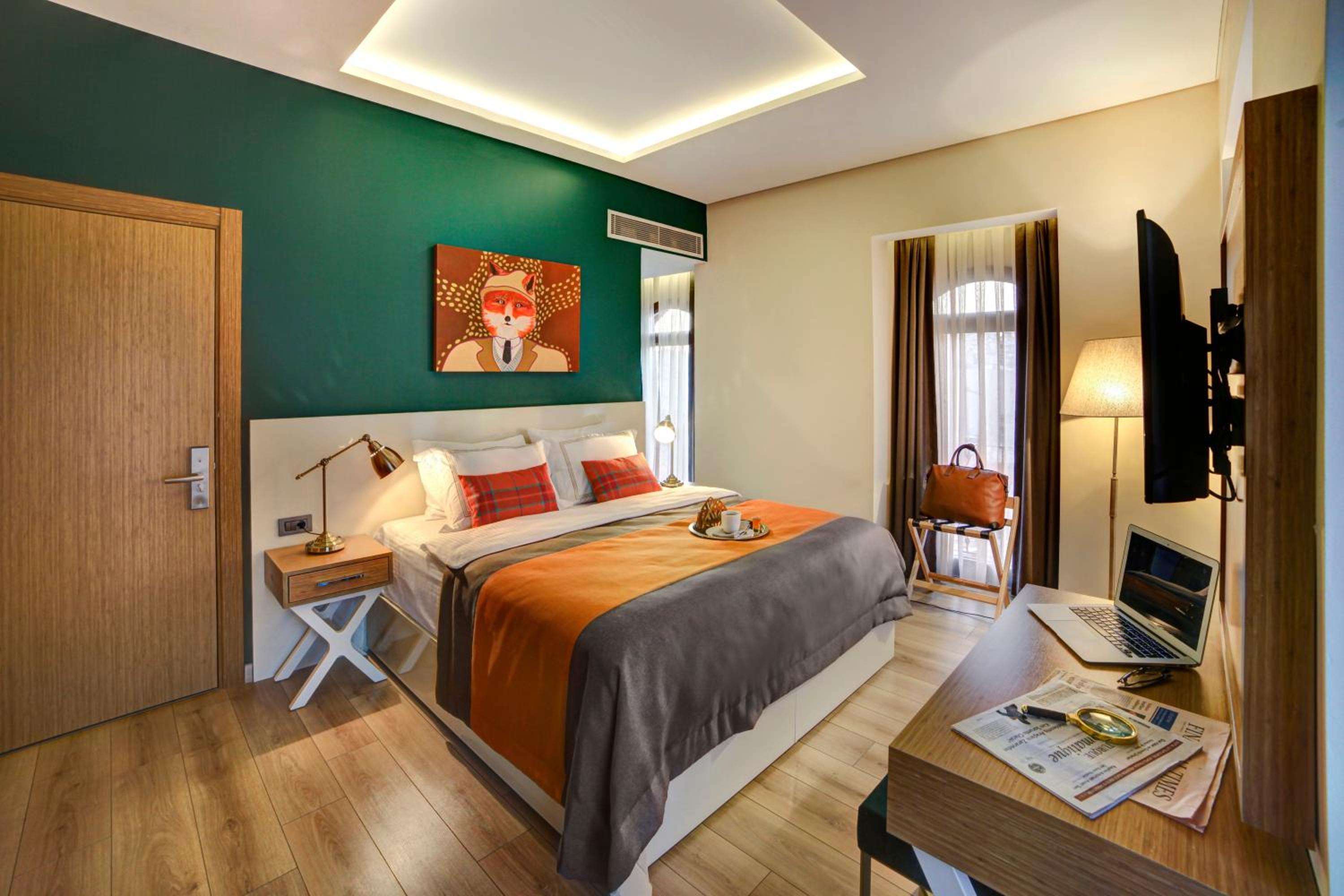 The Fox Otel - Image 37