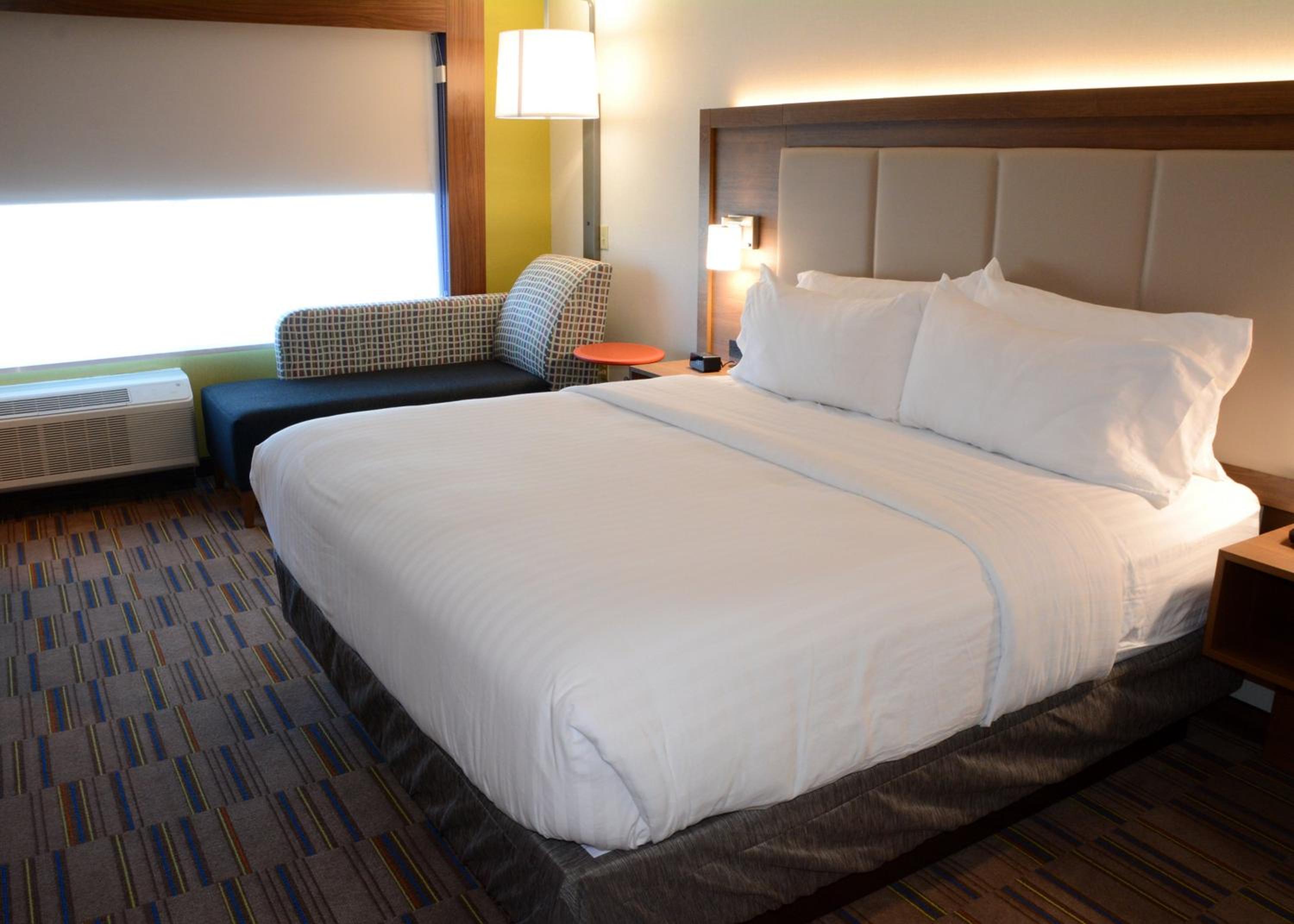 Holiday Inn Express  Suites - Pittsburgh - Monroeville, an IHG Hotel - Property Image 23