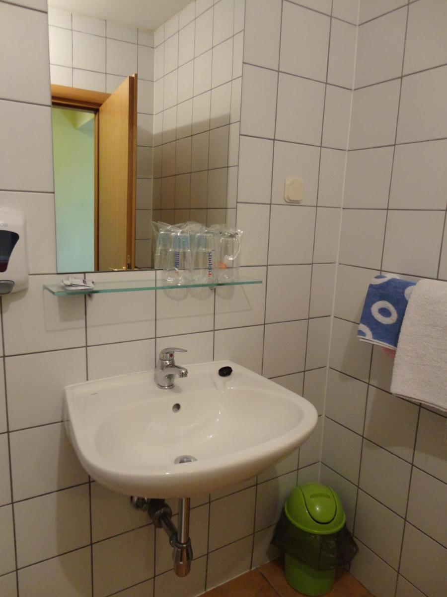 Photo 52