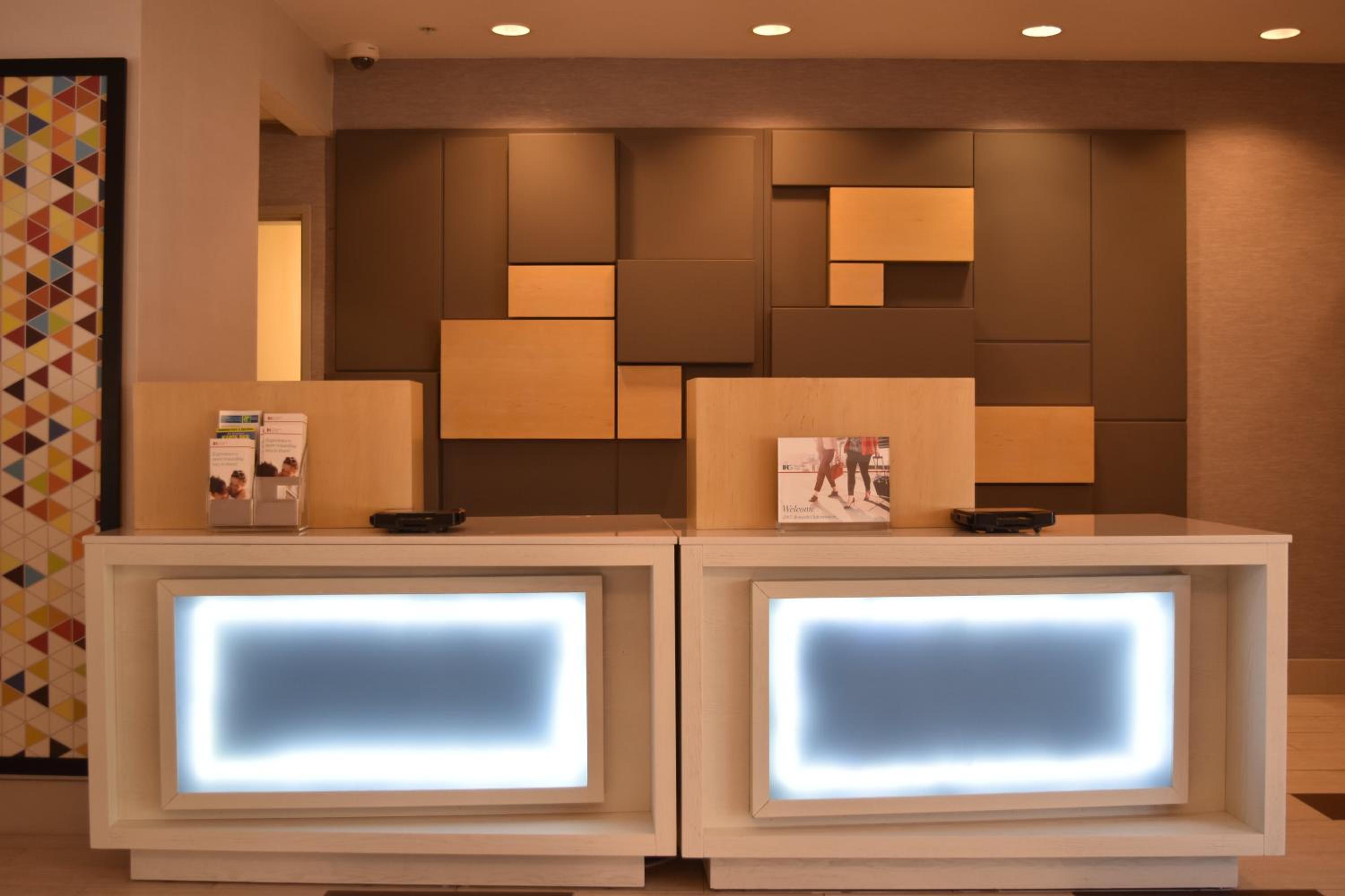 Punta Gorda Vacations - Holiday Inn Express Venice, an IHG Hotel - Property Image 1
