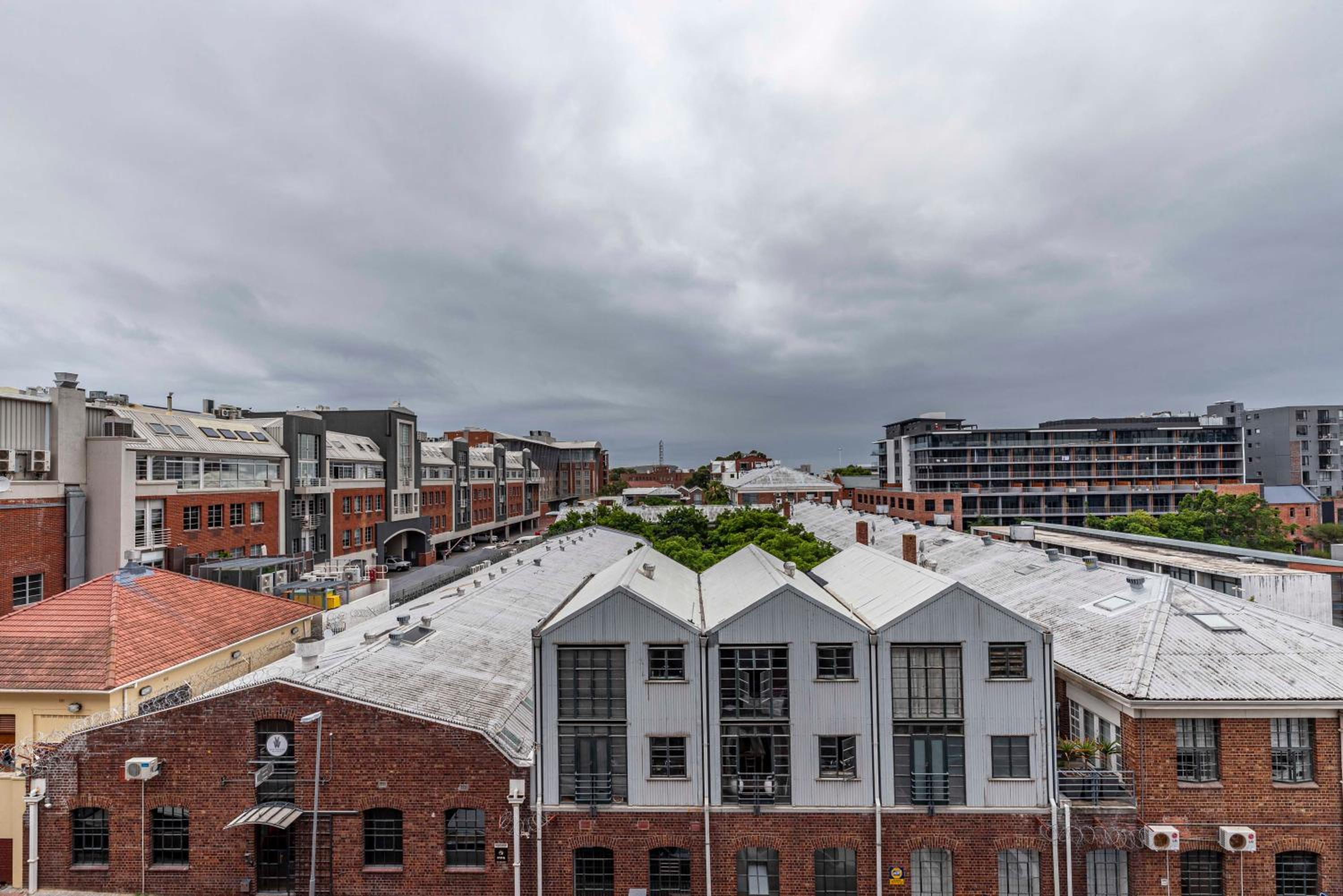 303 The Signature, De Waterkant view 3