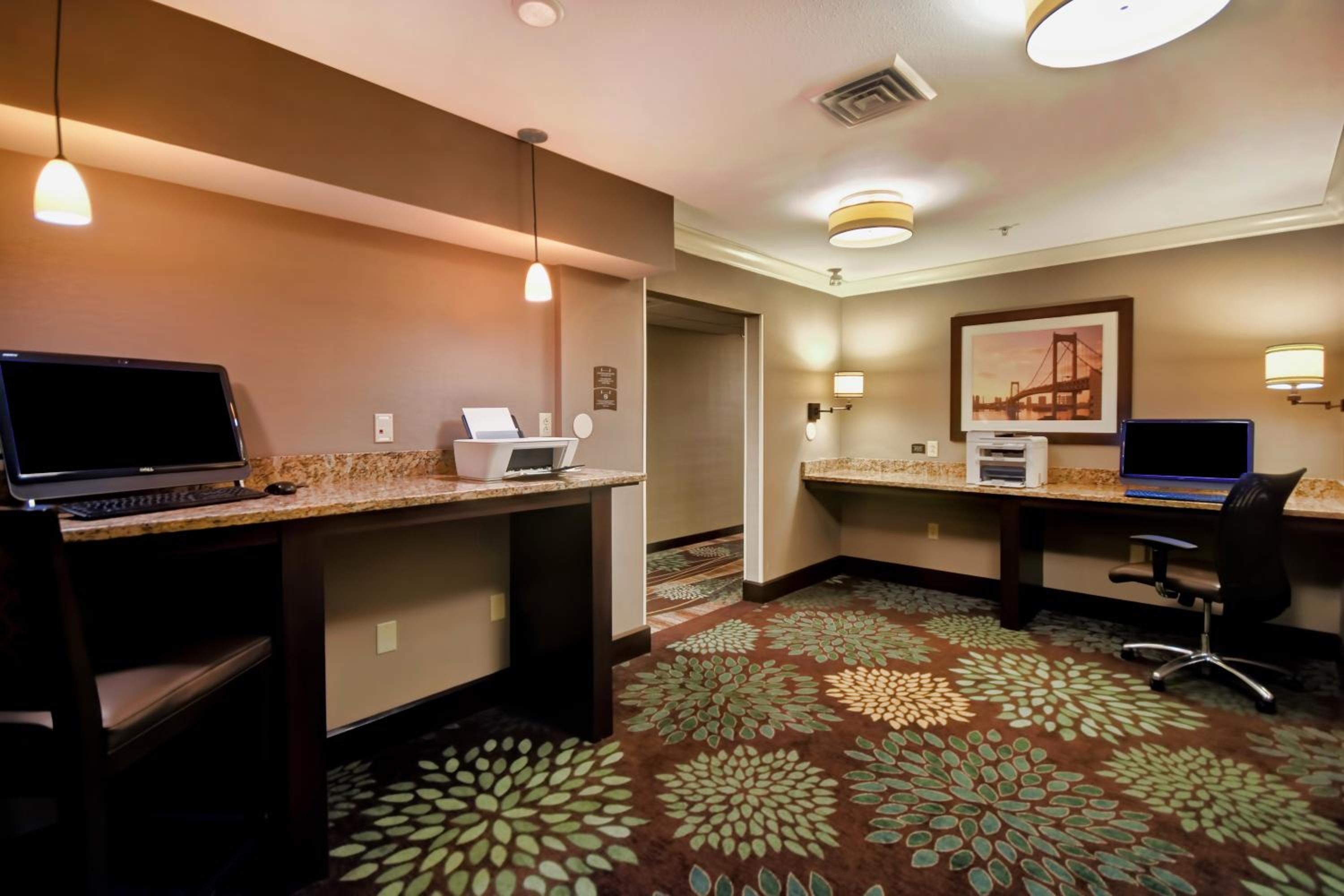 New York City Vacations - Staybridge Suites Madison - East, an IHG Hotel - Property Image 38