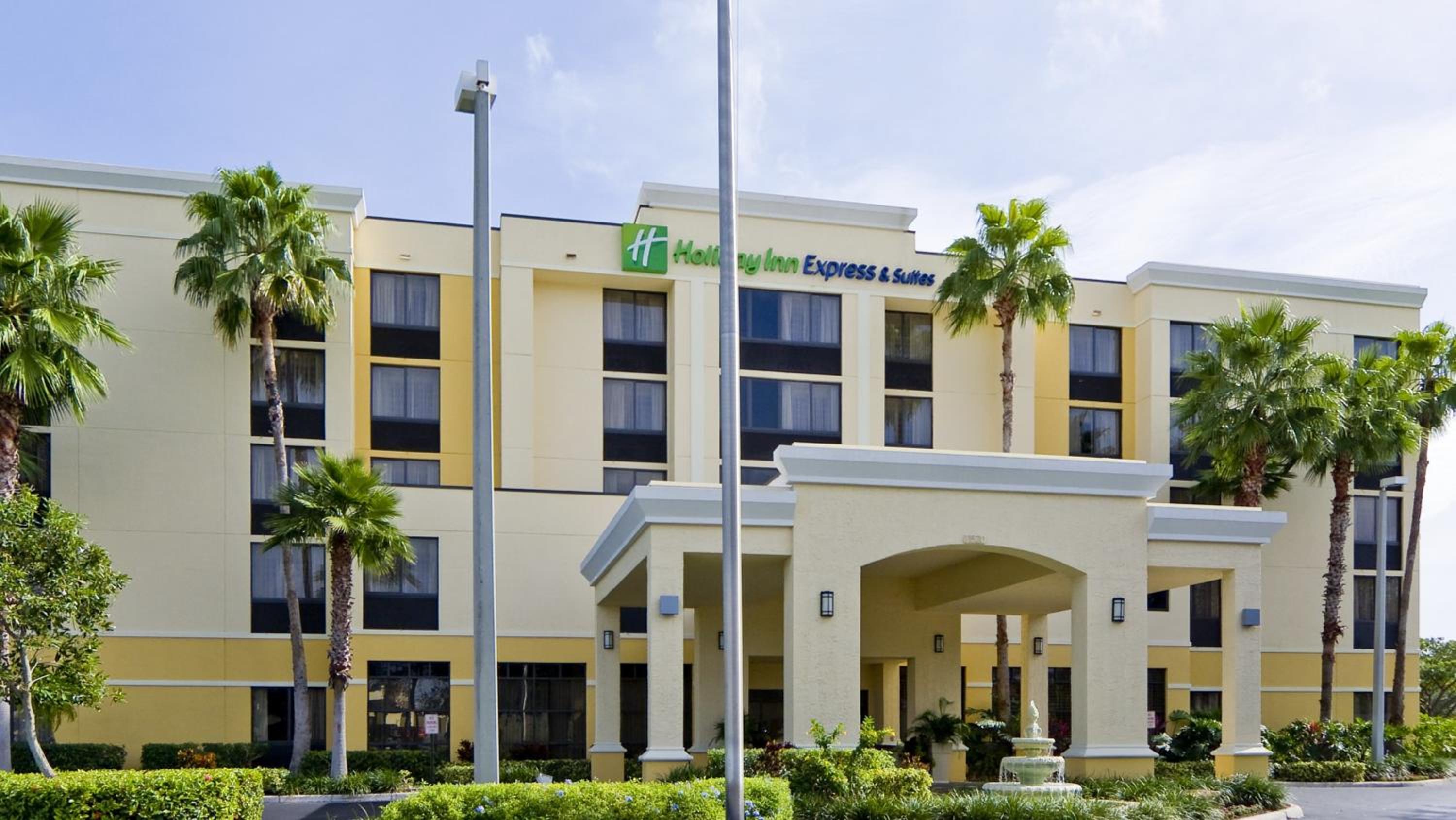 Holiday Inn Express Hotel & Suites Kendall East-Miami, an IHG Hotel
