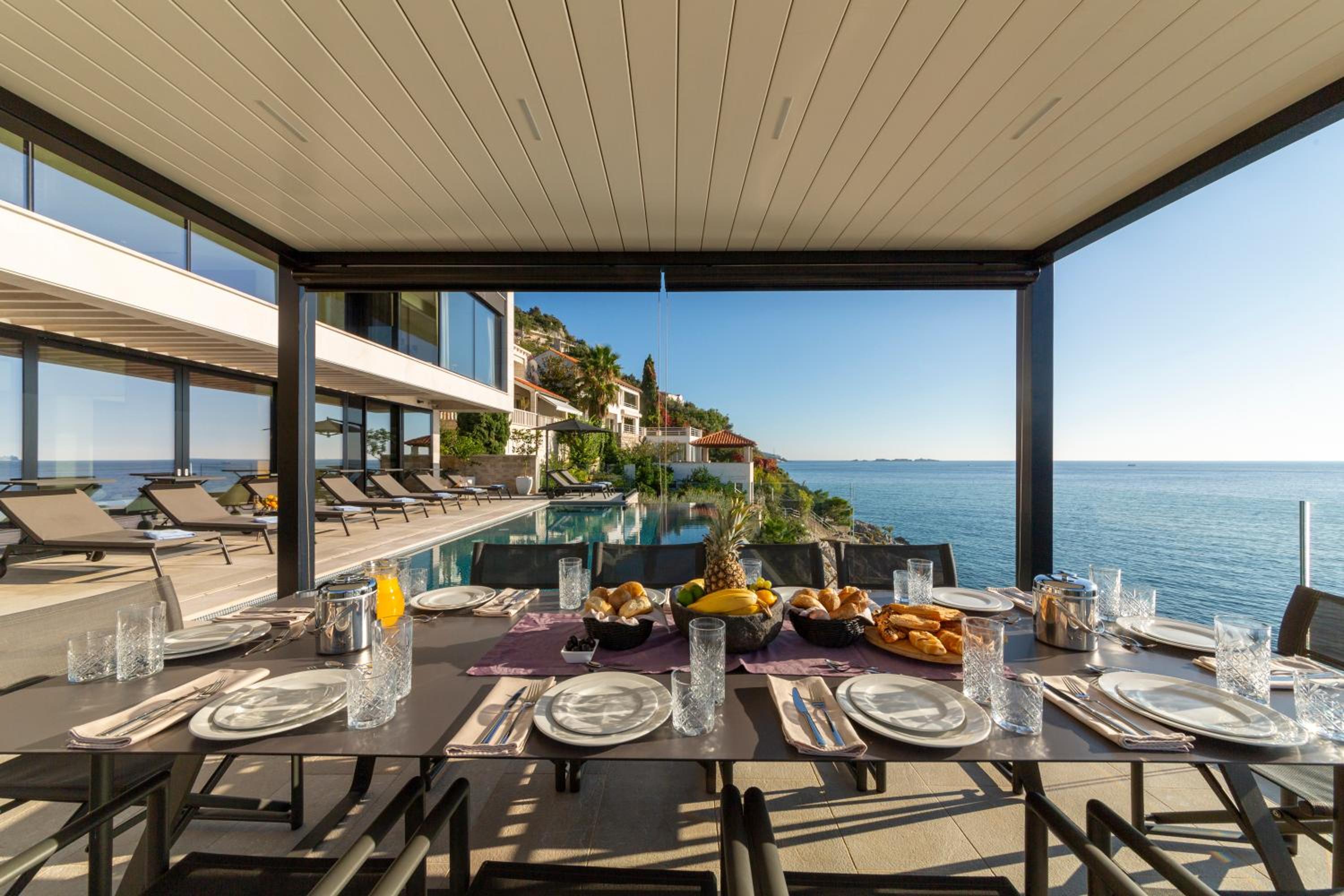 Villa Amelie - Private Seaside Haven